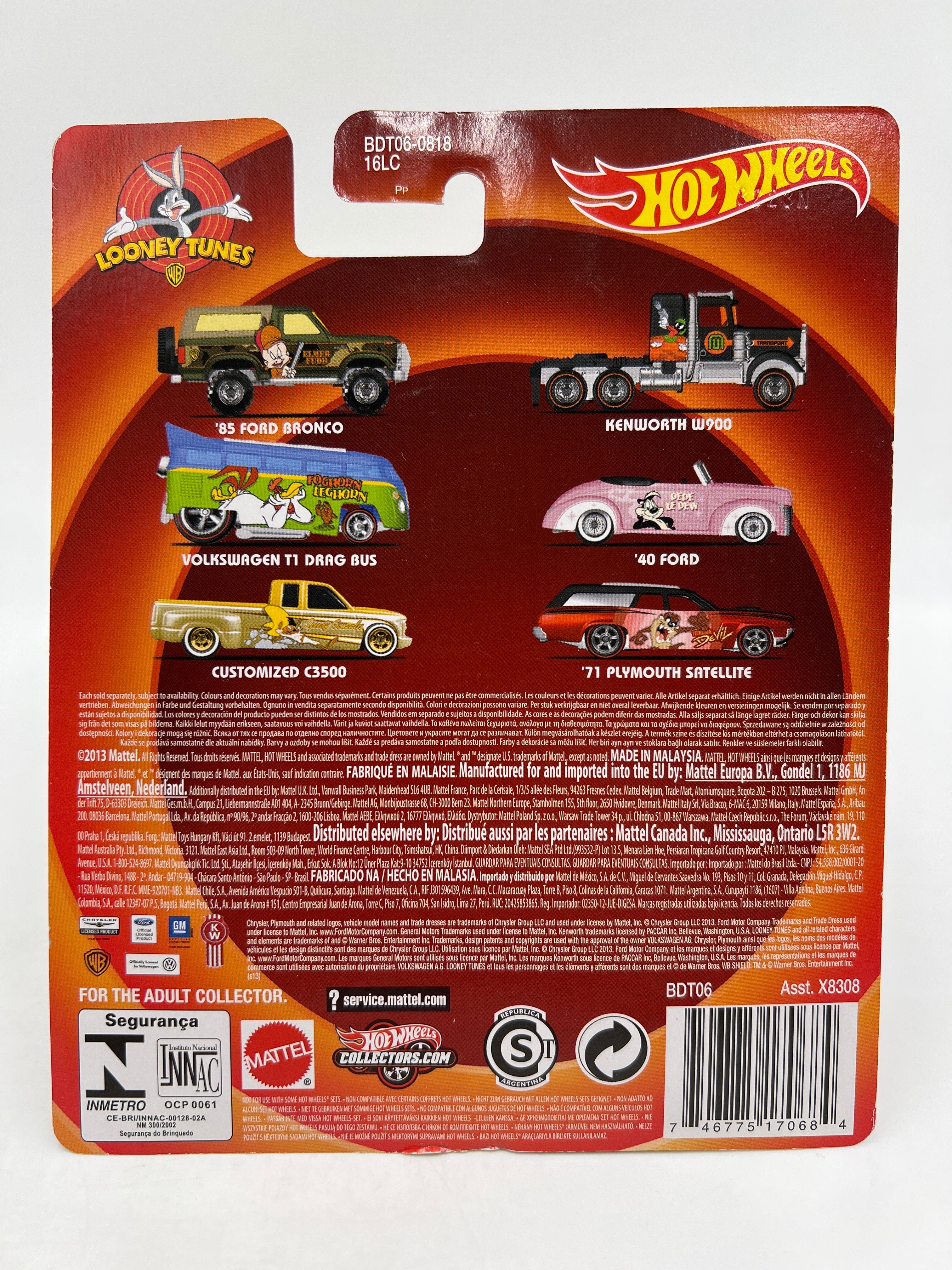 Hot Wheels Premium Looney Tunes Customized C3500 W/Protector - Image 6