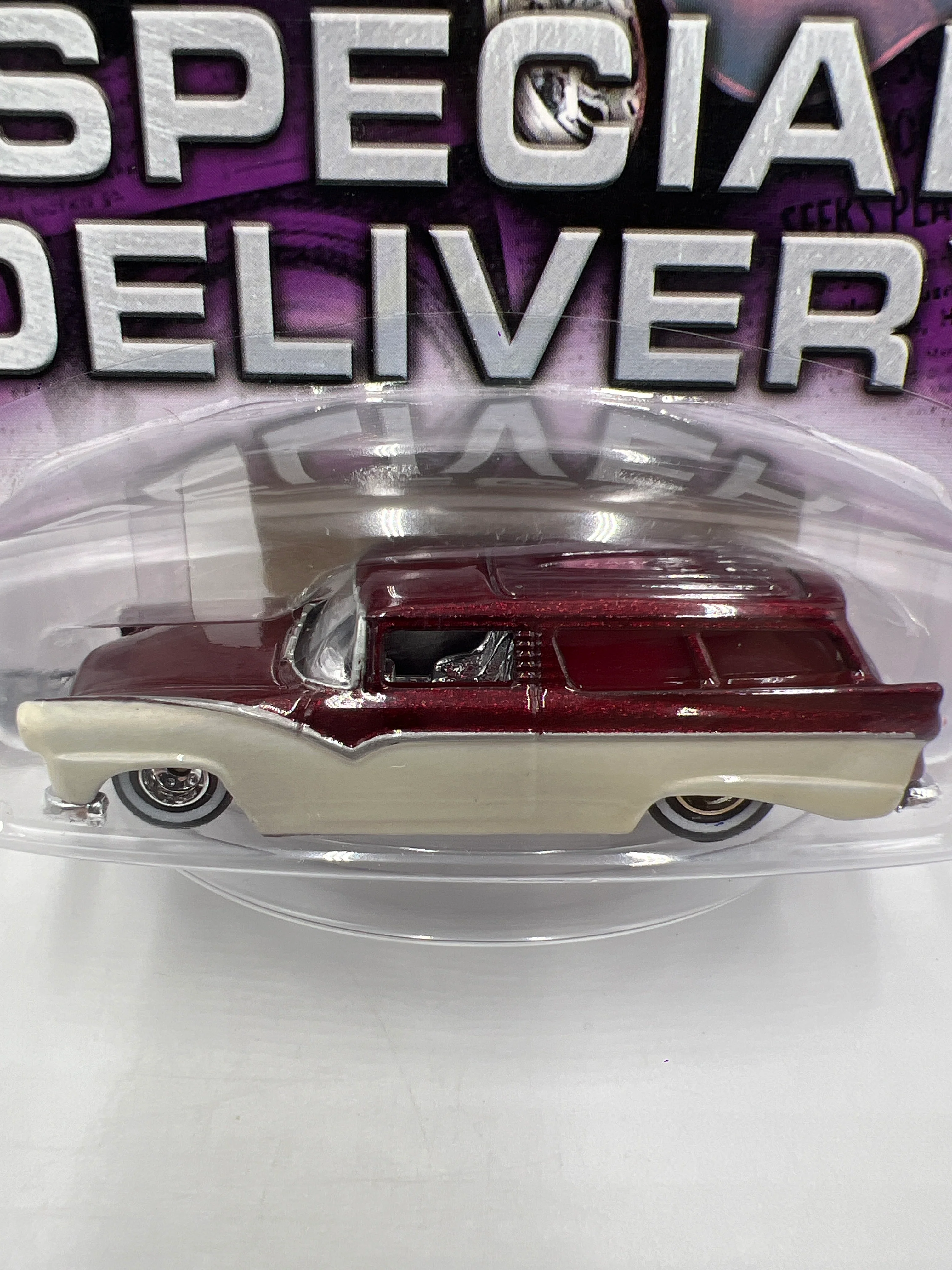 Hot Wheels Premium Special Delivery #3 8 Crate Dark Red/White 245i - Image 3