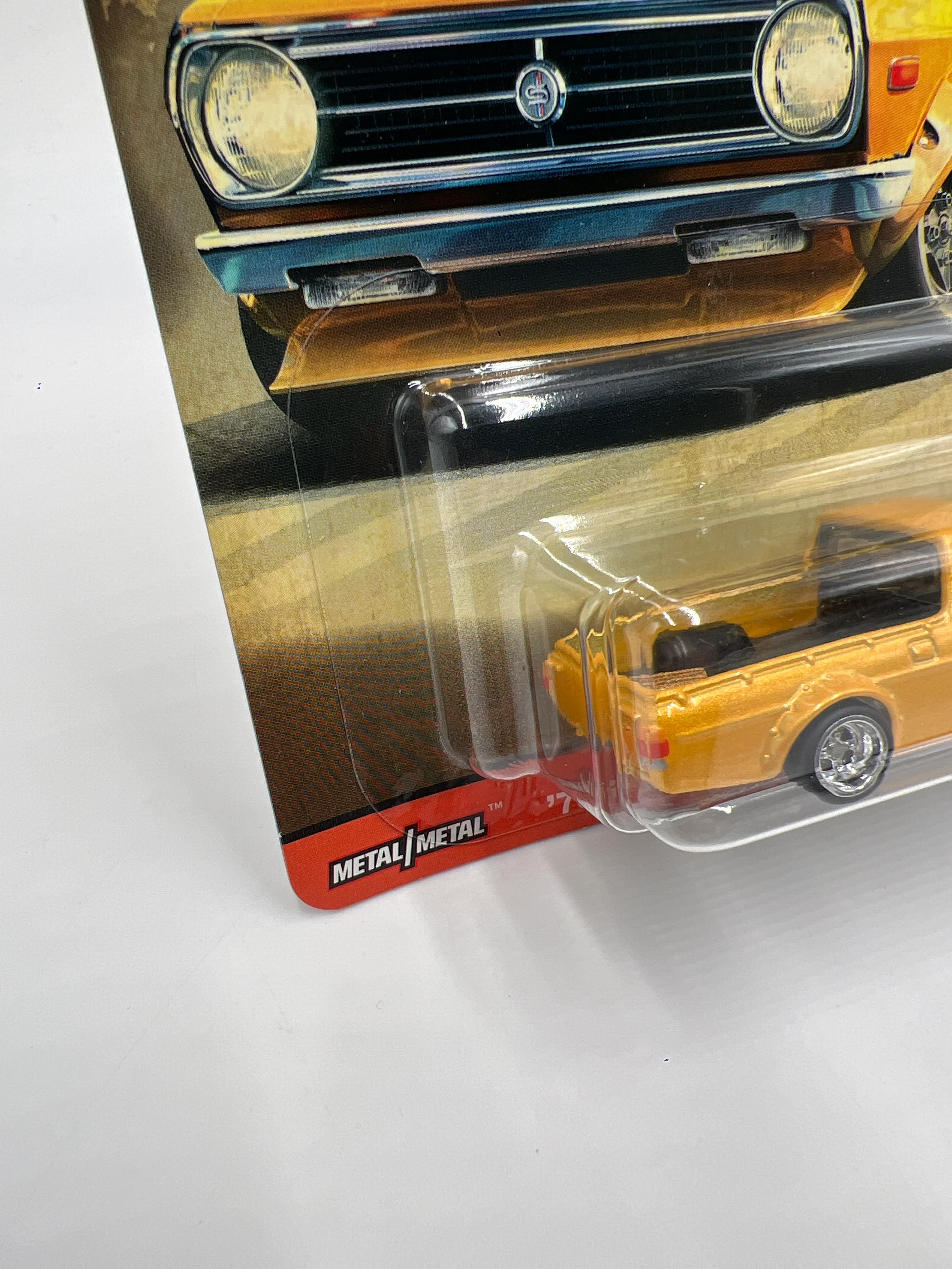 Hot Wheels Premium Japan Historics #4 75 Datsun Sunny Truck B120 Yellow 245B - Image 4