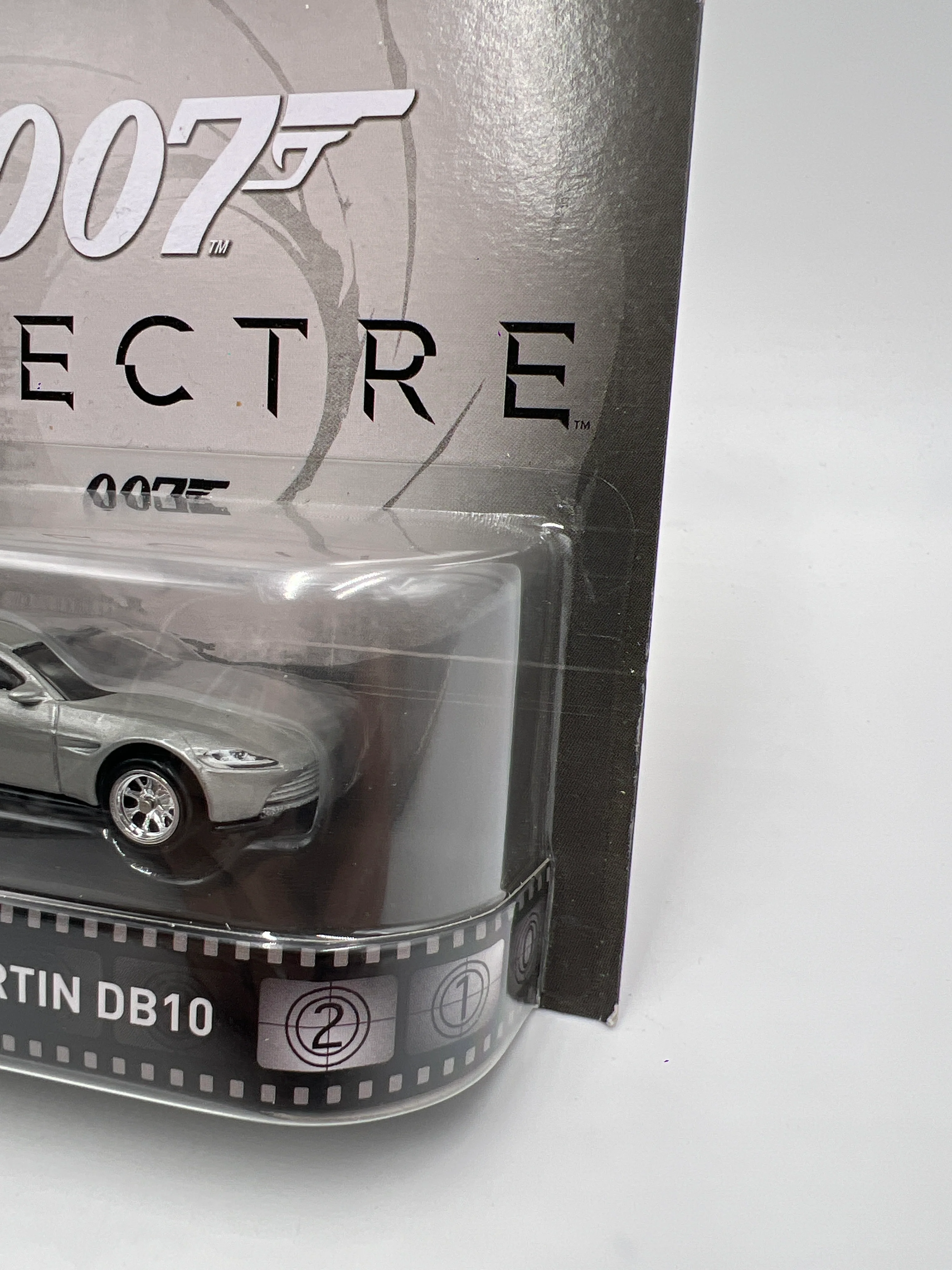 Hot Wheels Premium Retro Entertainment 007 Spectre Aston Martin DB10 Silver 244C - Image 3