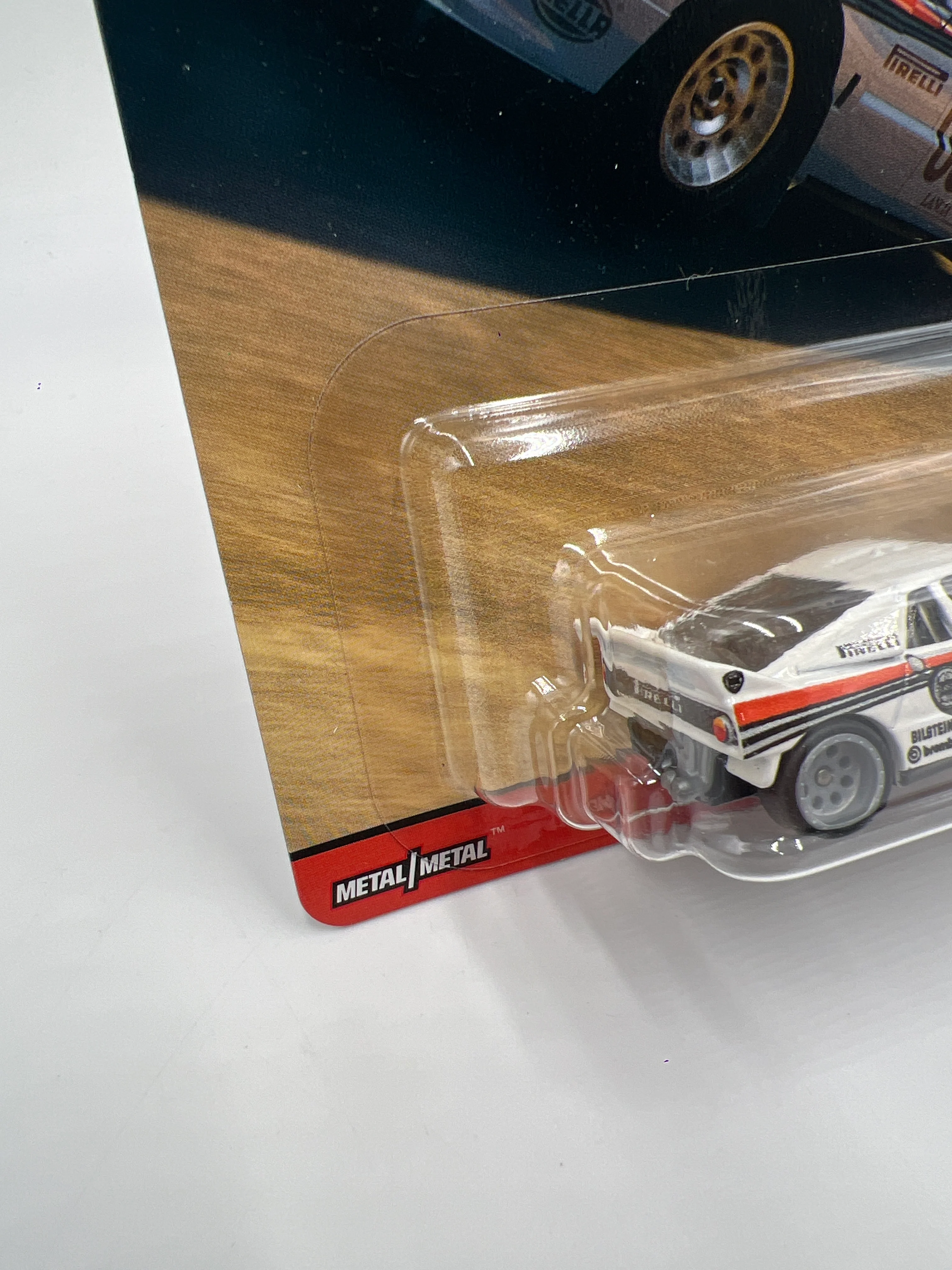 Hot Wheels Premium Thrill Climbers #4 Lancia 037 White 245R - Image 4