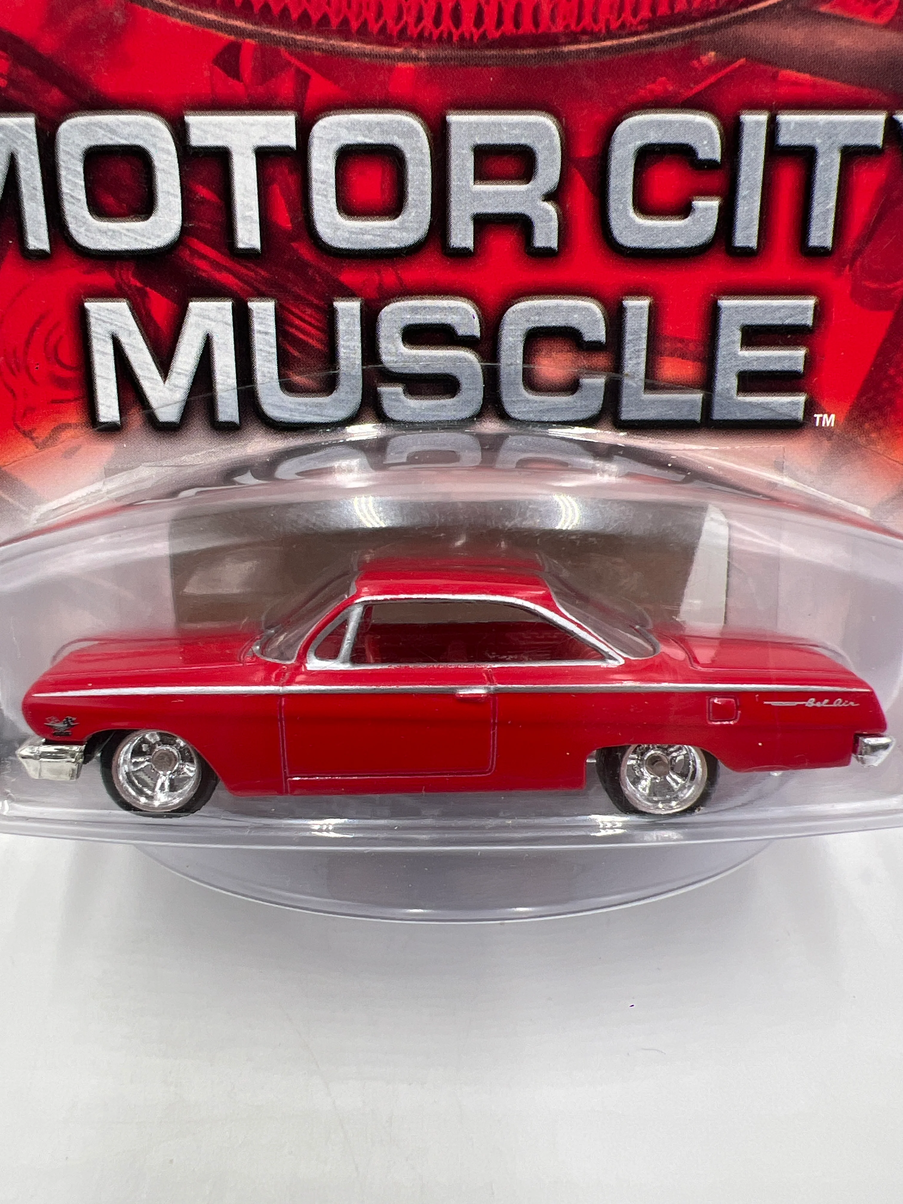 Hot Wheels Premium Motor City Muscle #4 62 Chevy Red 245E - Image 3