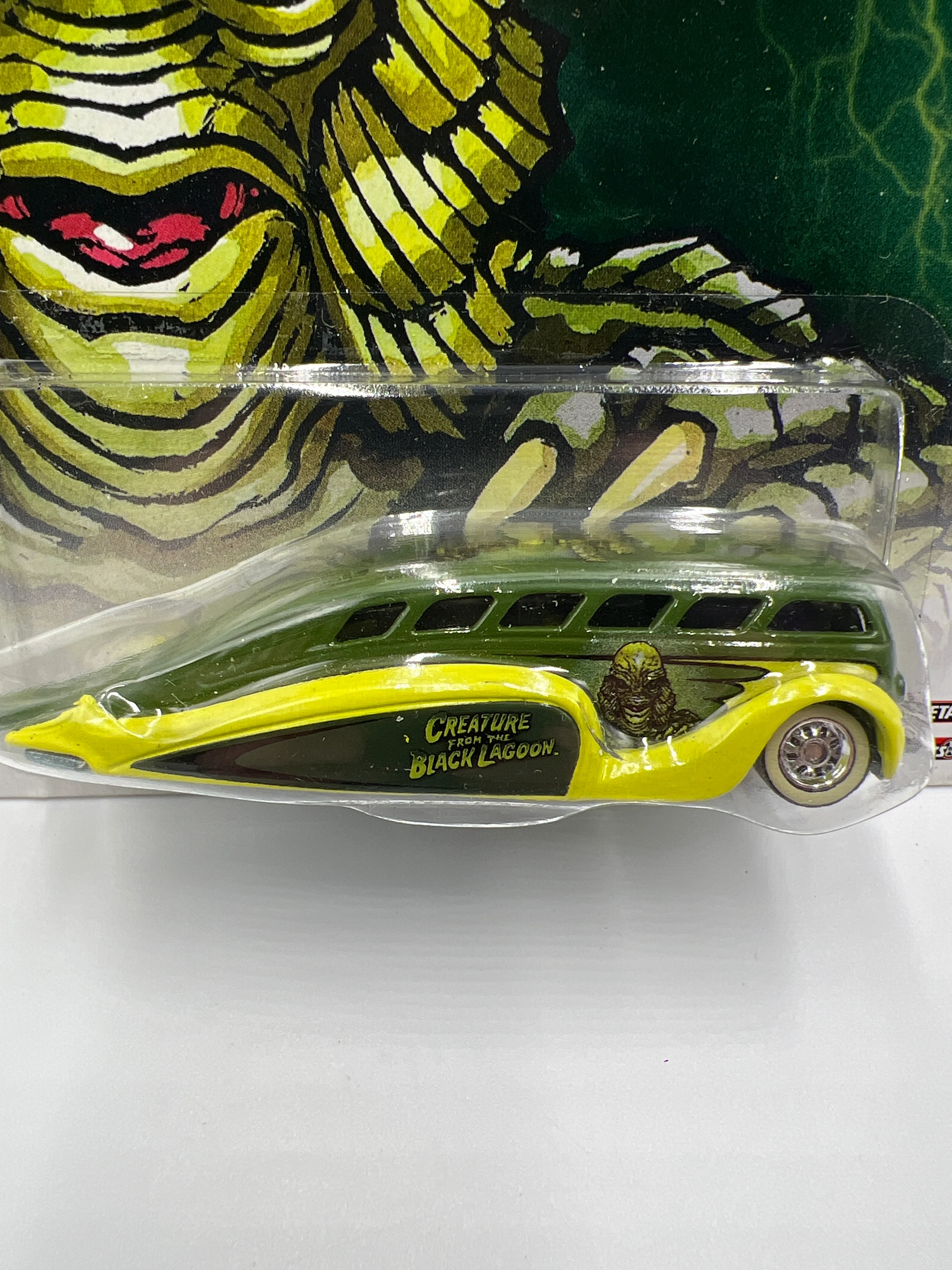 Hot Wheels Premium Universal Studios Monsters Creature From The Black Lagoon Low Flow Green 268A - Image 3