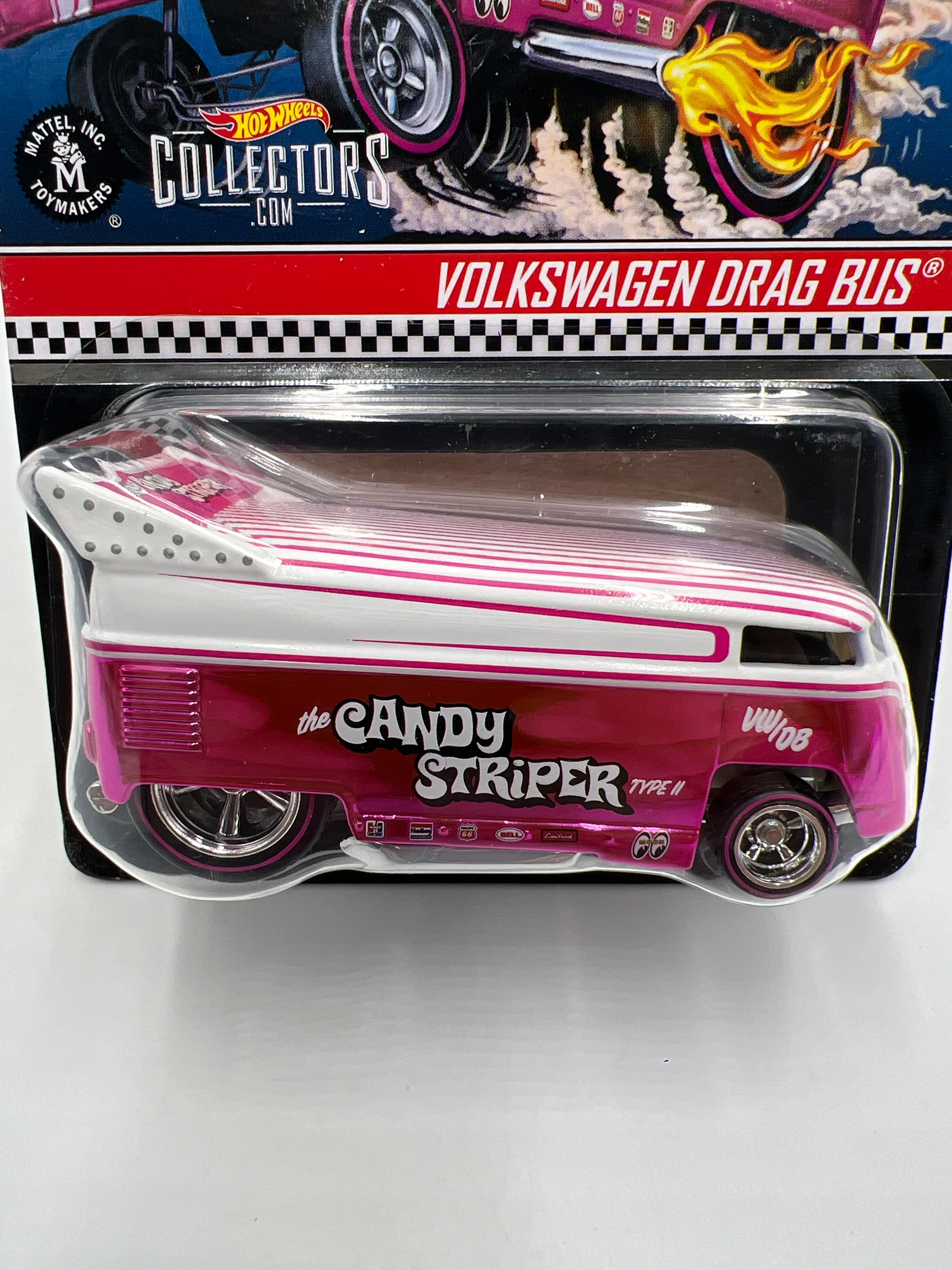 Hot Wheels RLC #19276/20000 Candy Striper Silver Logo Volkswagen Drag Bus Pink W/Protector - Image 2