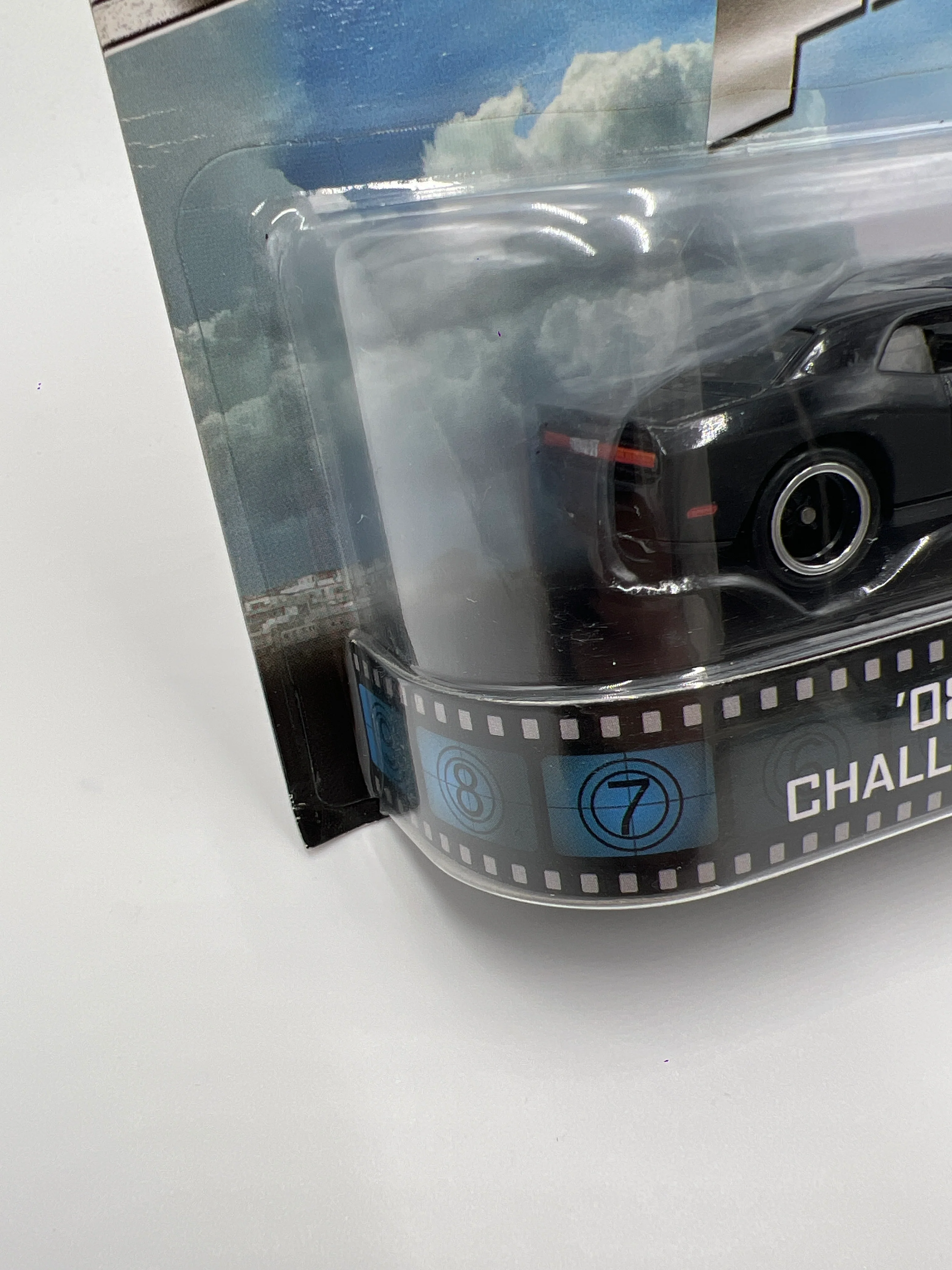Hot Wheels Retro Entertainment Fast & Furious Fast Five 08 Dodge Challenger SRT8 Black W/Protector - Image 5