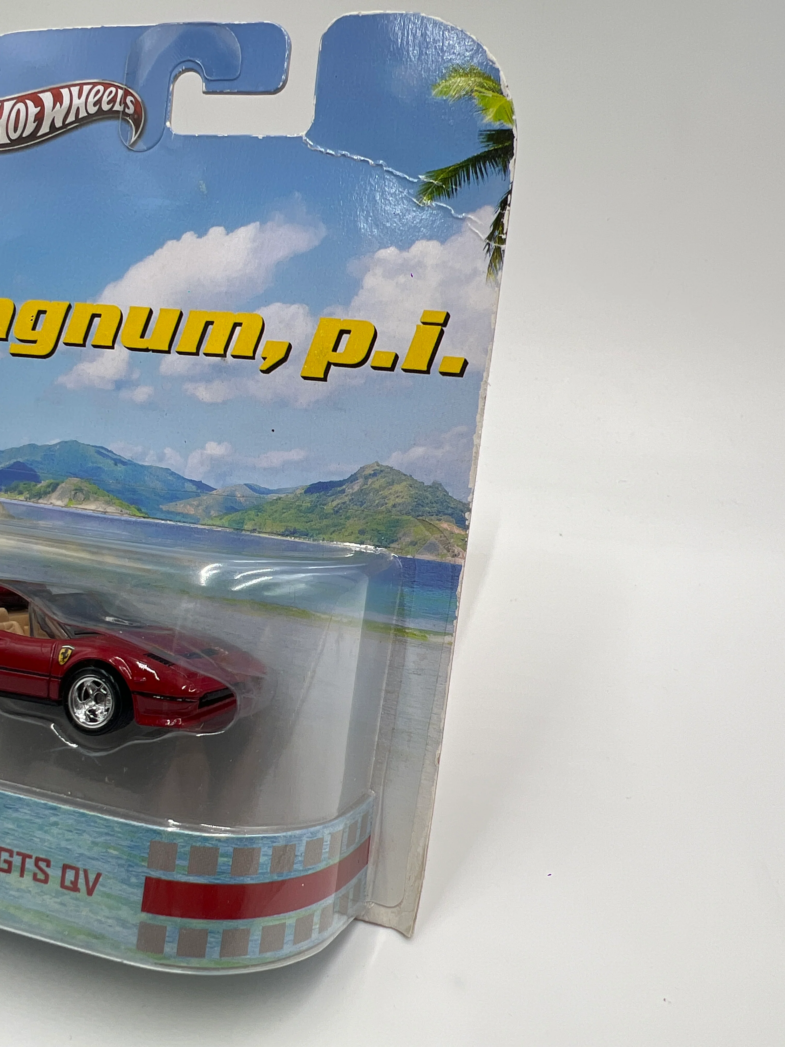 Hot Wheels Retro Entertainment Magnum PI Ferrari 308 GTS QV Red W/Protector Bad Card - Image 4