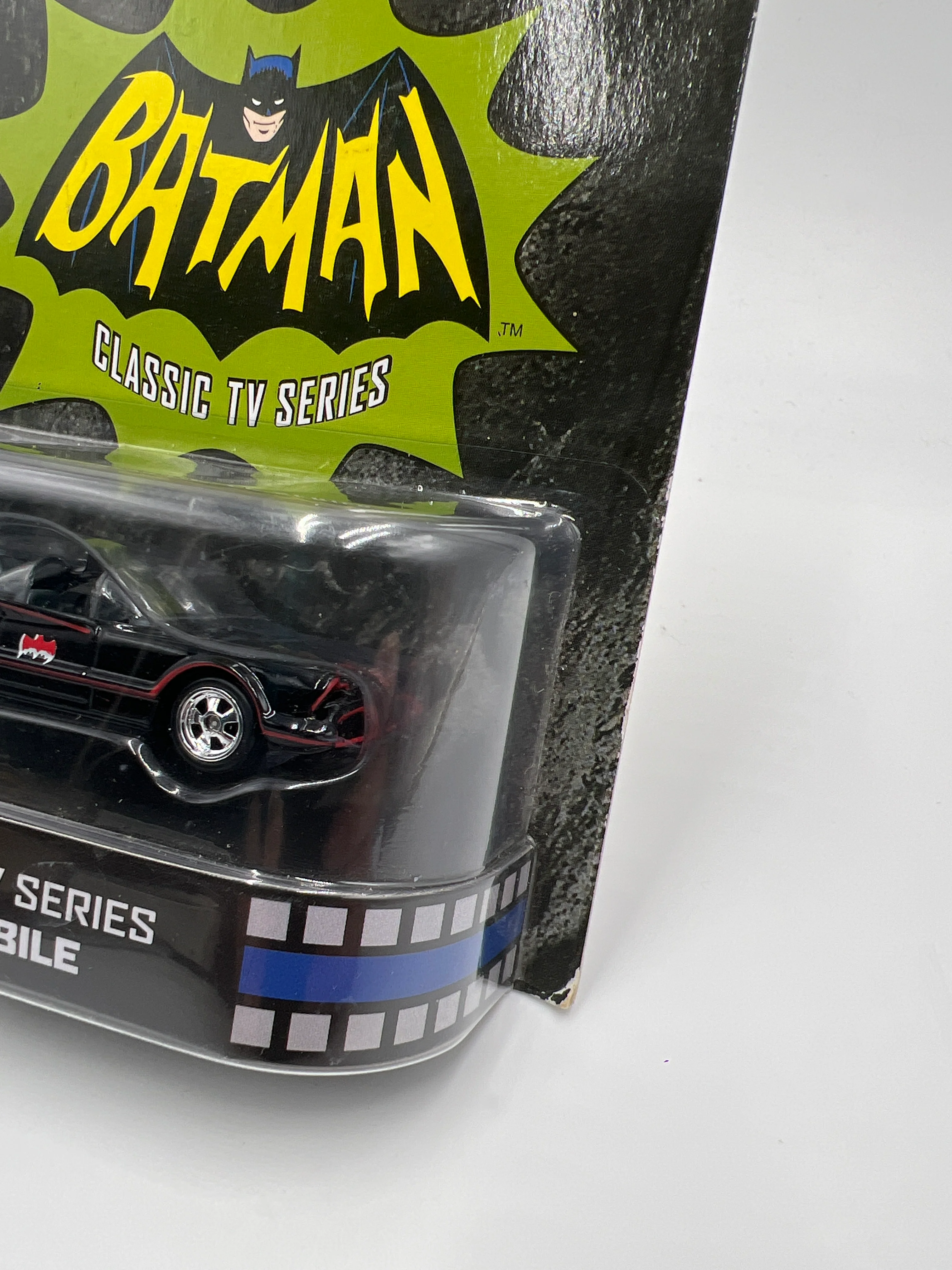 2013 Hot Wheels Retro Entertainment Classic TV Series Batmobile Black 243C - Image 4