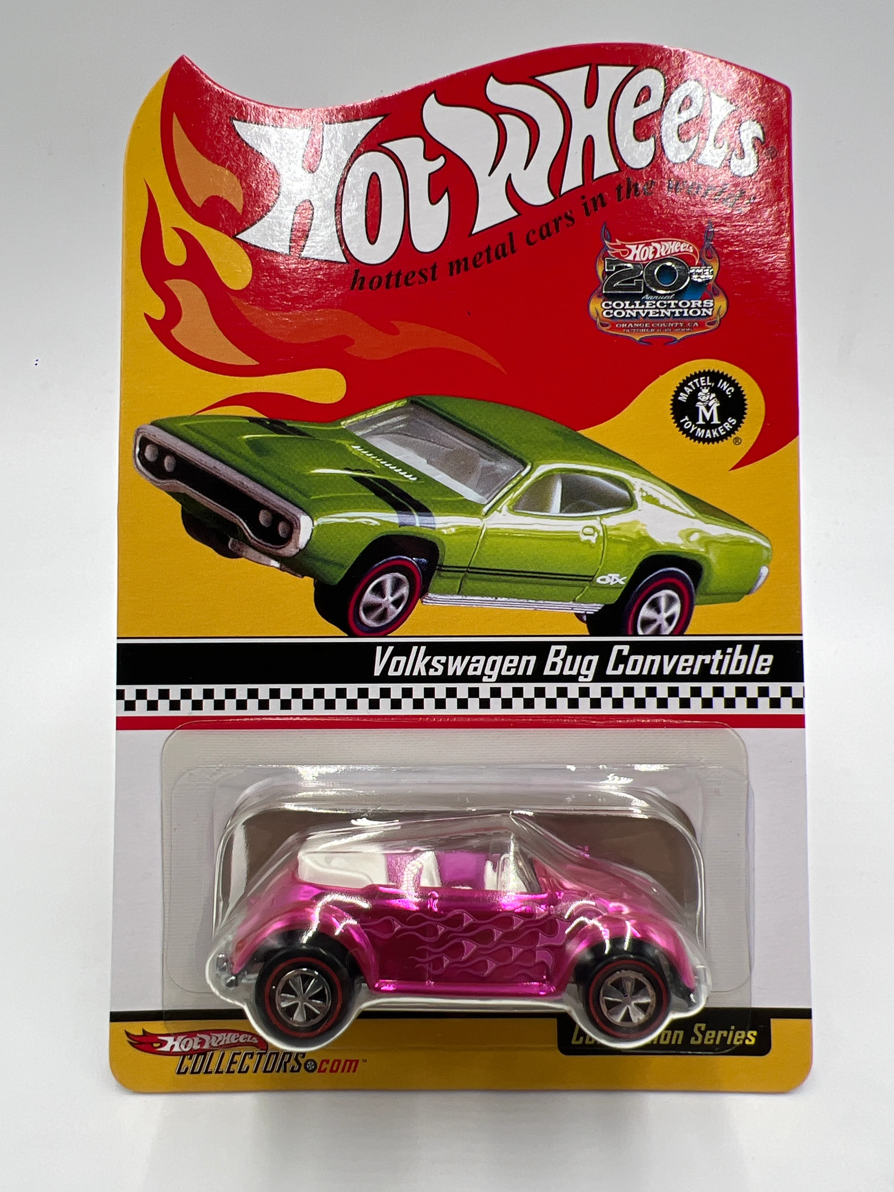 2006 Hot Wheels 20th Annual Collectors Convention 7466/10000 Volkswagen Bug Convertible Pink W/Protector - Image 2
