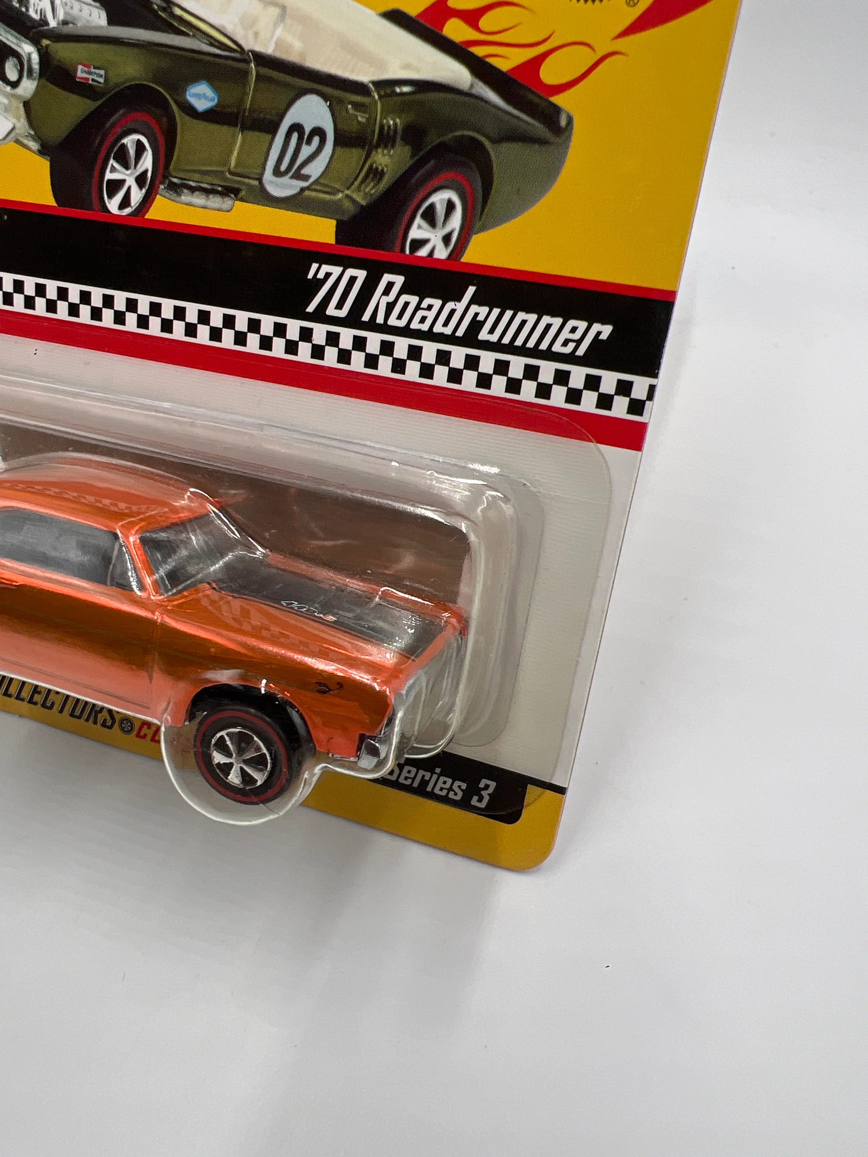 Hot Wheels RLC Neo-Classics Series 3 #1 2527/10500 70 Roadrunner Orange W/Protector - Image 3