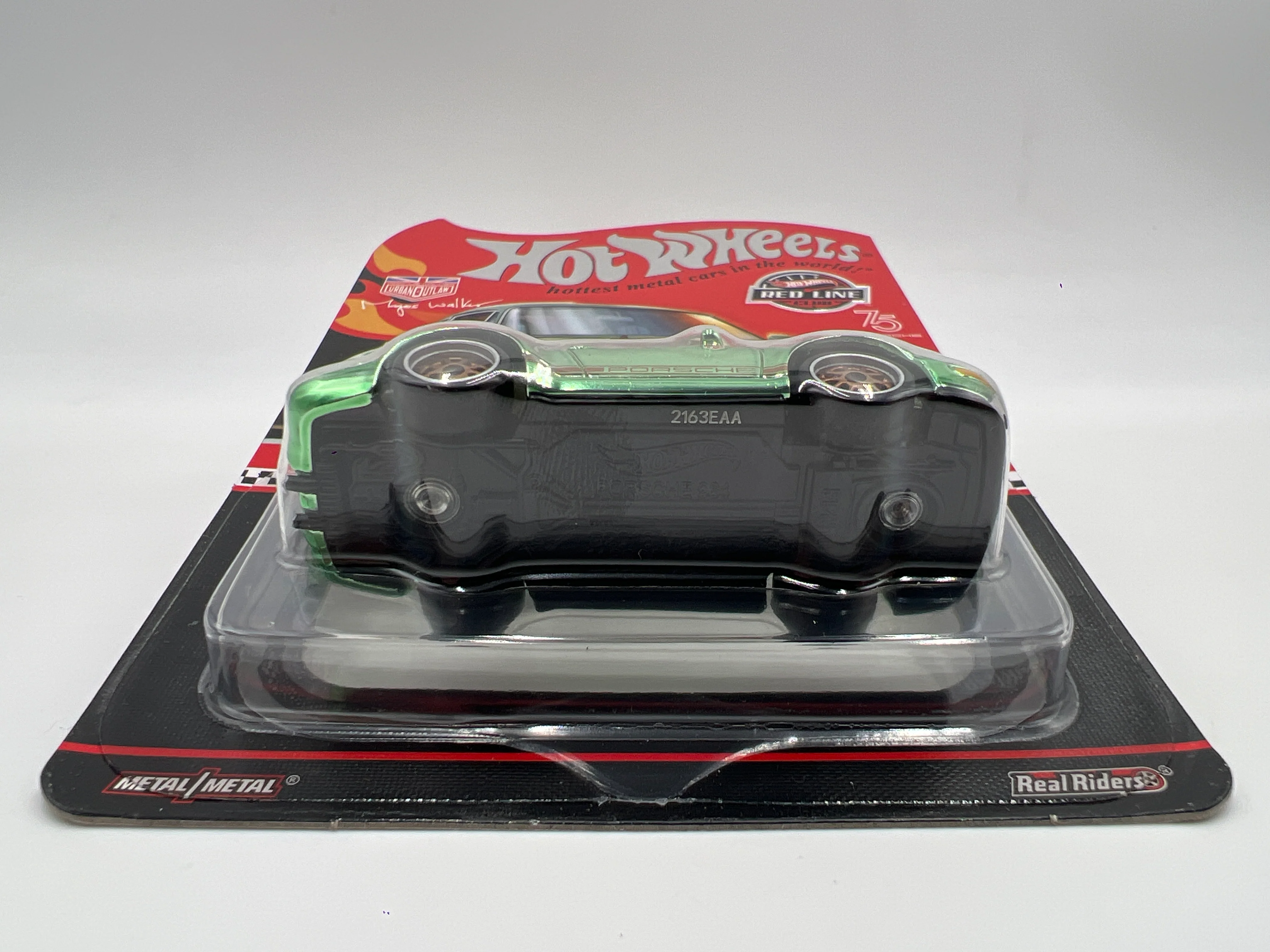 Hot Wheels RLC Magnus Walker Porsche 964 Green W/Protector - Image 5