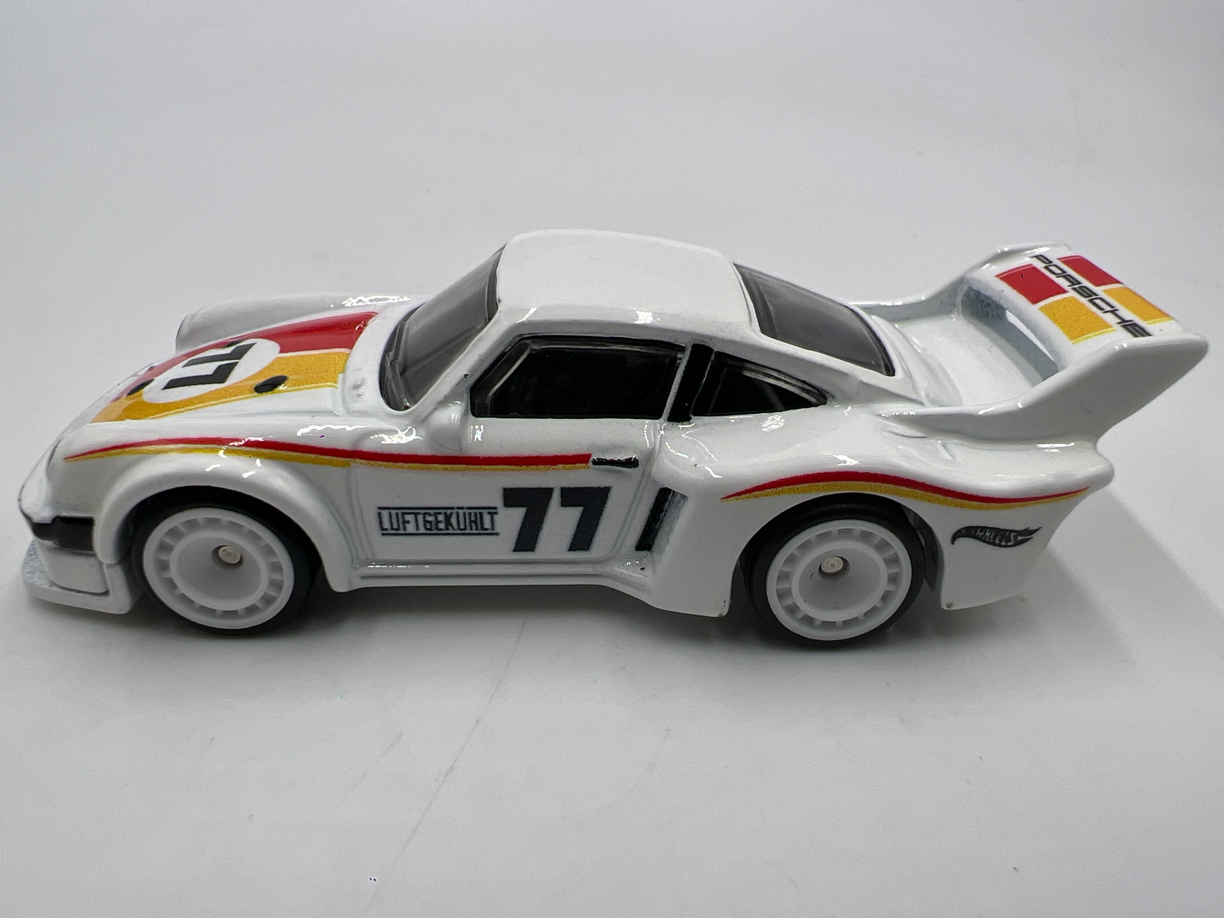 Hot Wheels Thrill Climbers Premium Porsche 934.5 White Loose - Image 5