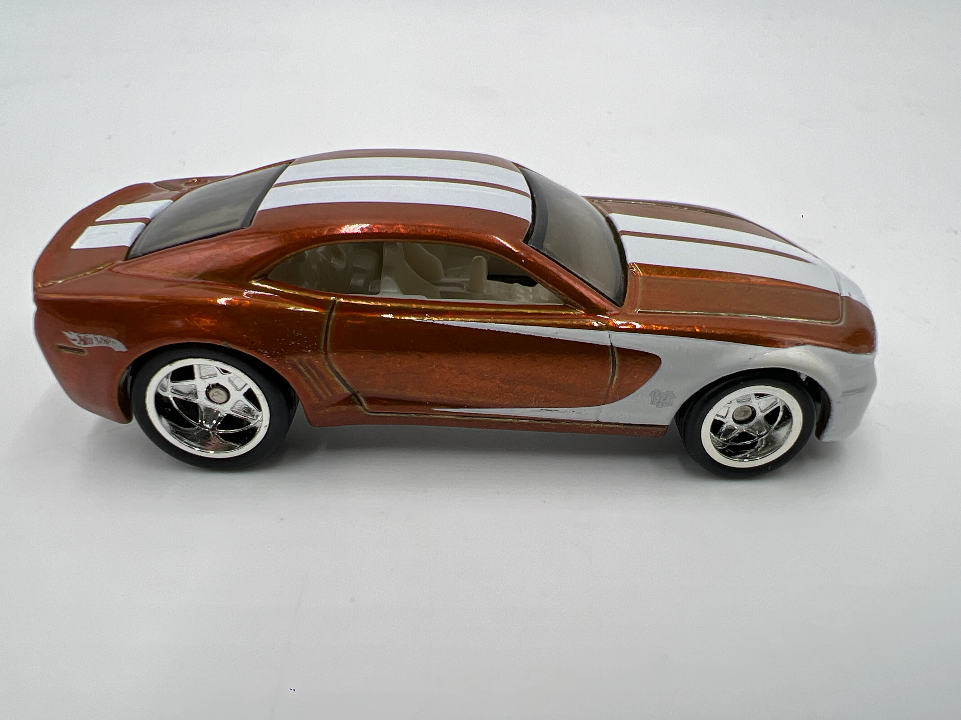 Hot Wheels Super Treasure Hunt Chevy Camaro Concept Orange Loose - Image 4
