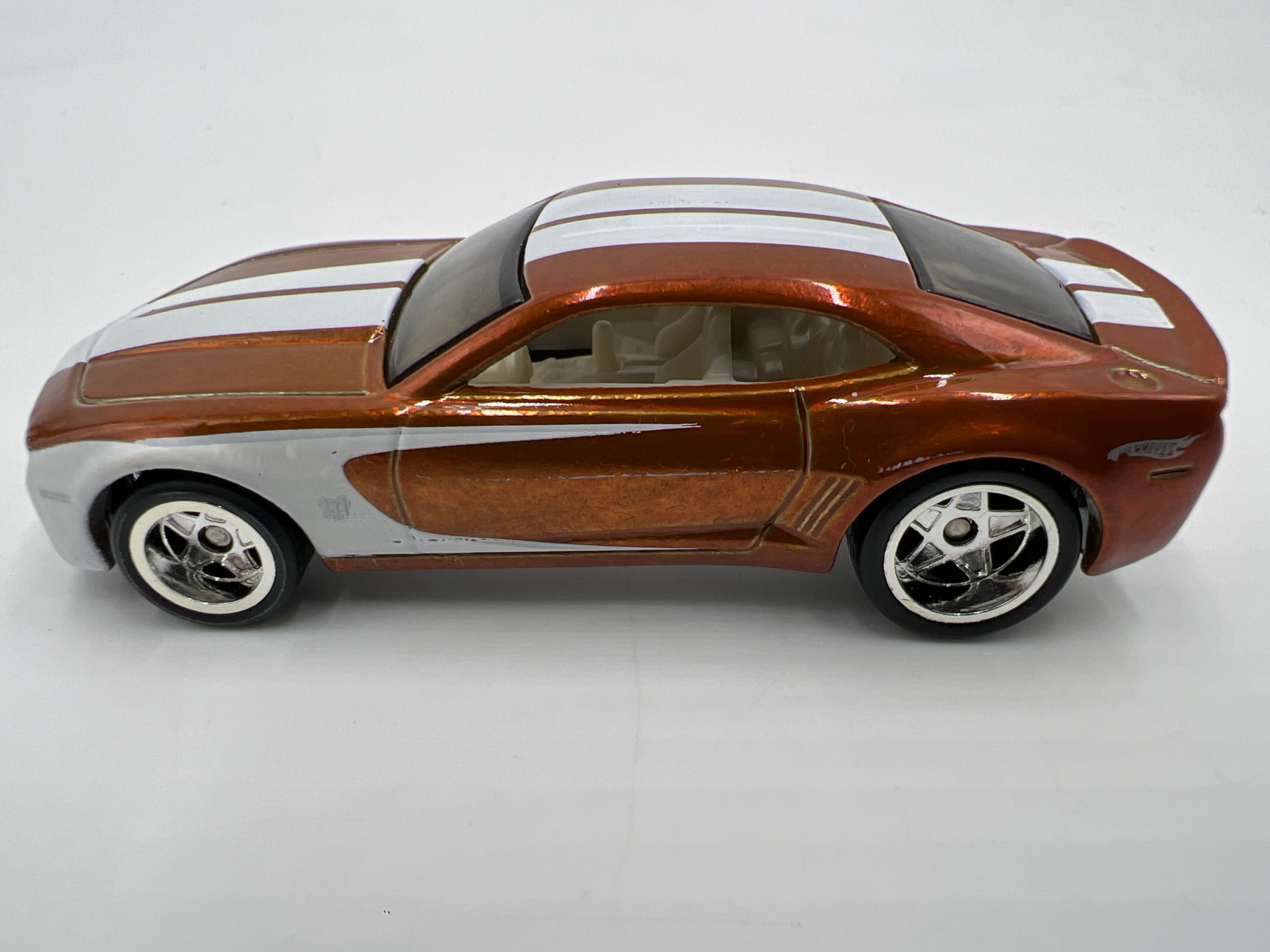 Hot Wheels Super Treasure Hunt Chevy Camaro Concept Orange Loose - Image 5