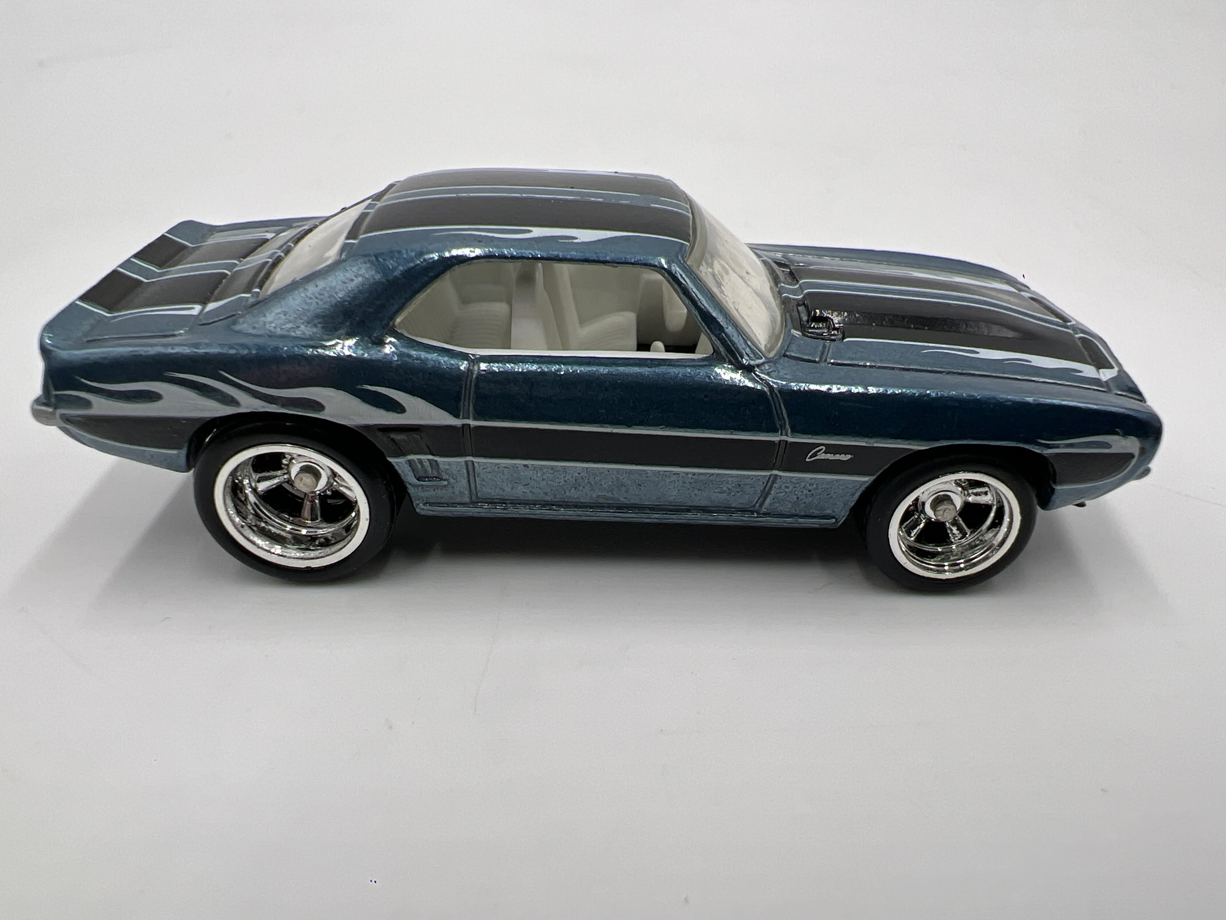 Hot Wheels Super Treasure Hunt Custom 69 Camaro Blue Loose - Image 4