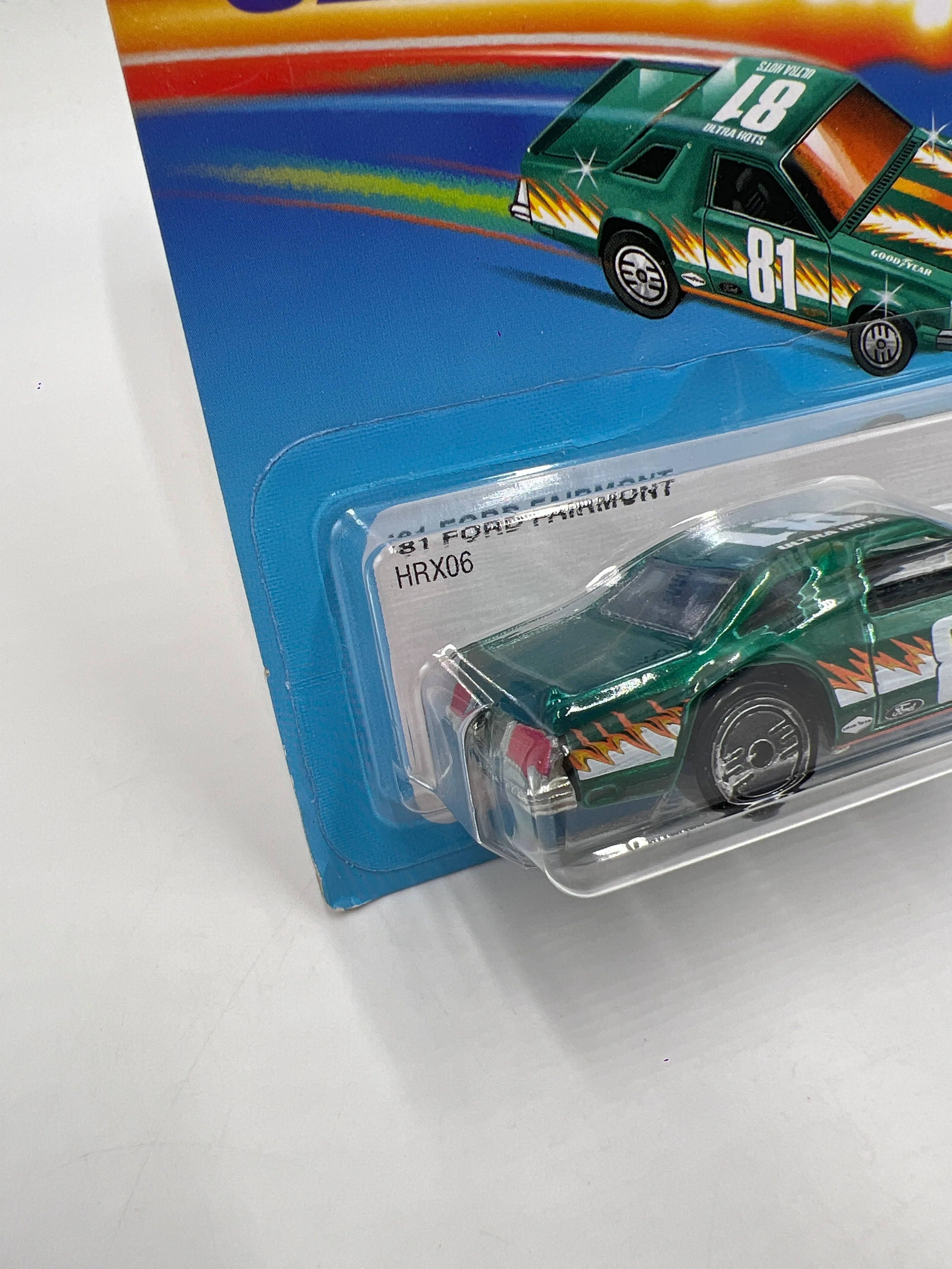 Hot Wheels Target Exclusive Ultra Hots #7 81 Ford Fairmont Green - Image 4