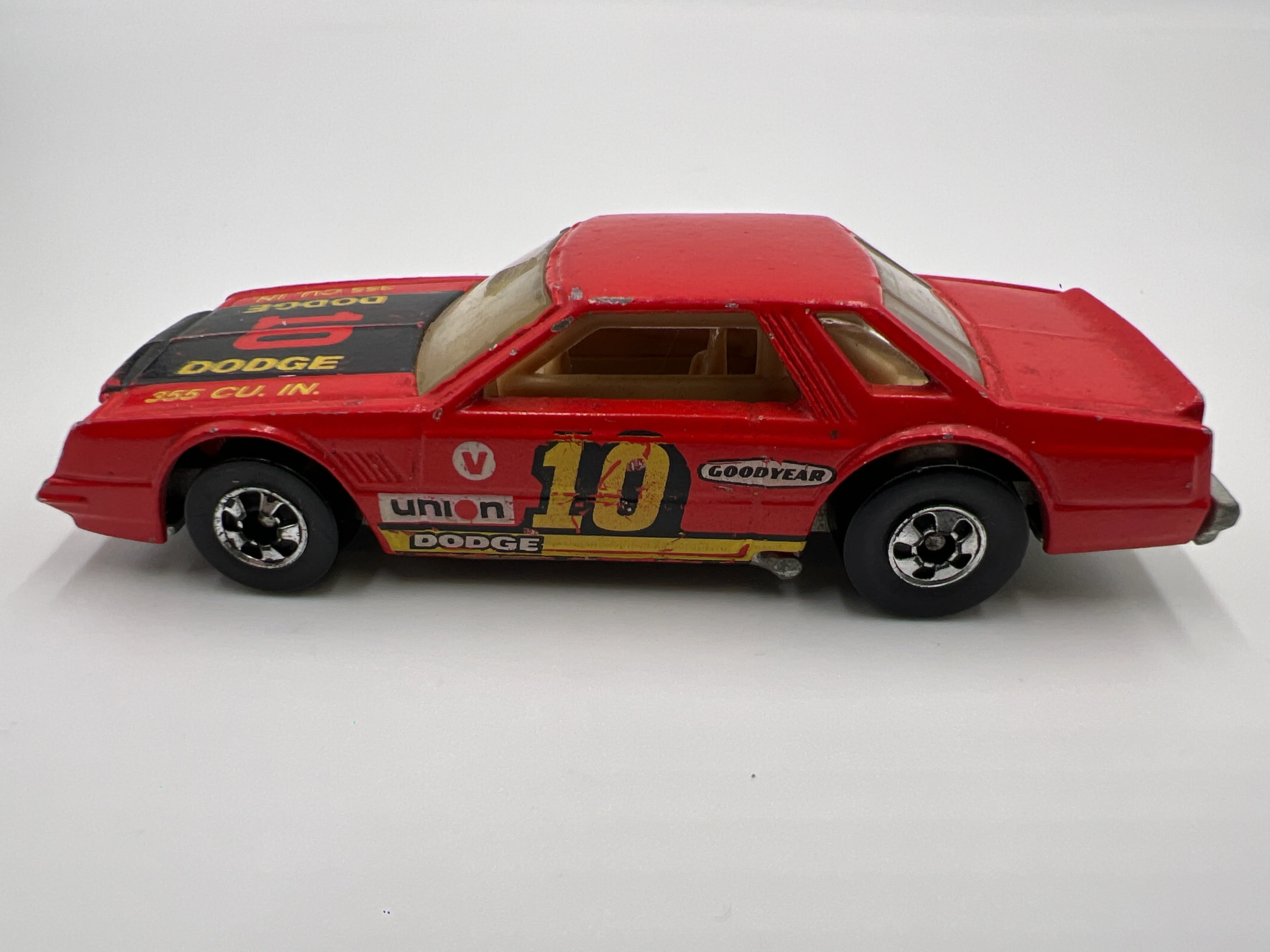 Hot Wheels The Hot Ones Blackwall Mirada Stocker #10 Red Loose - Image 5