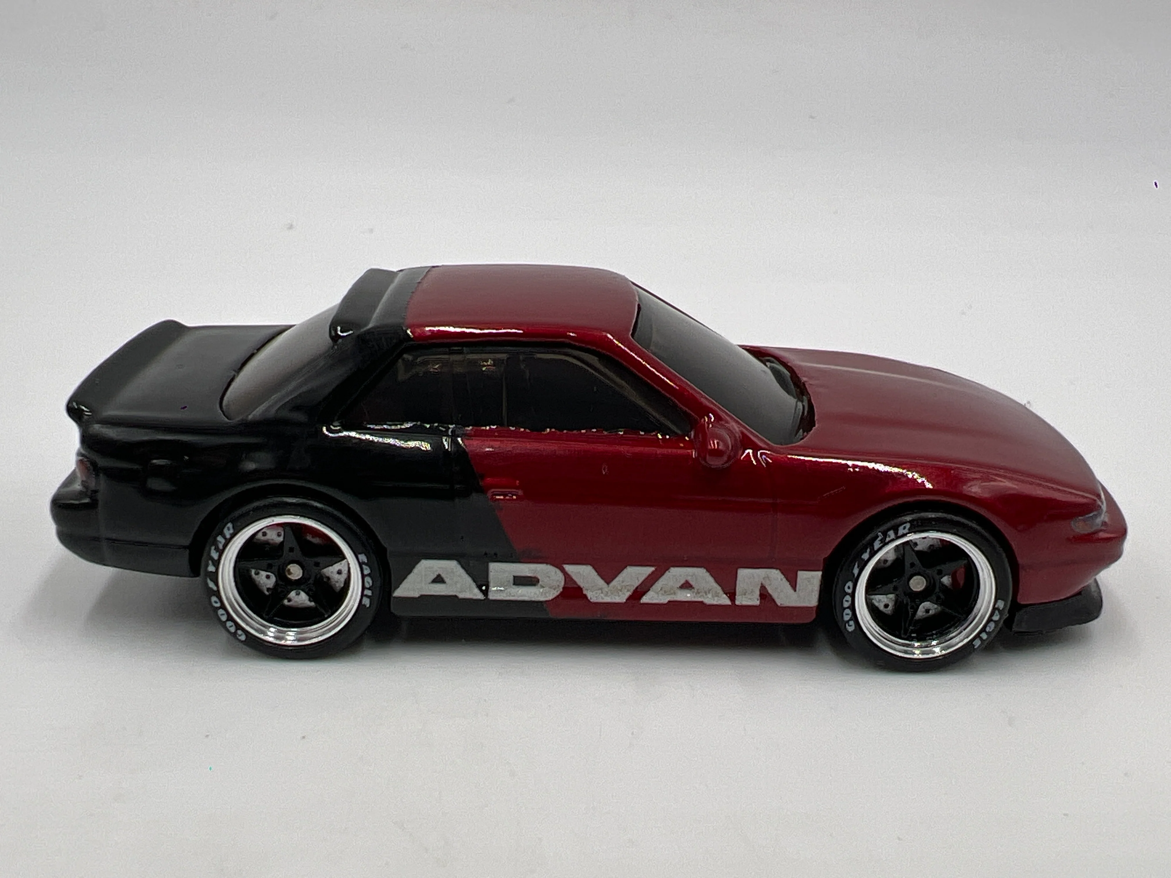 Hot Wheels Full Custom Nissan Silvia S13 Advan Red/Black - Image 3