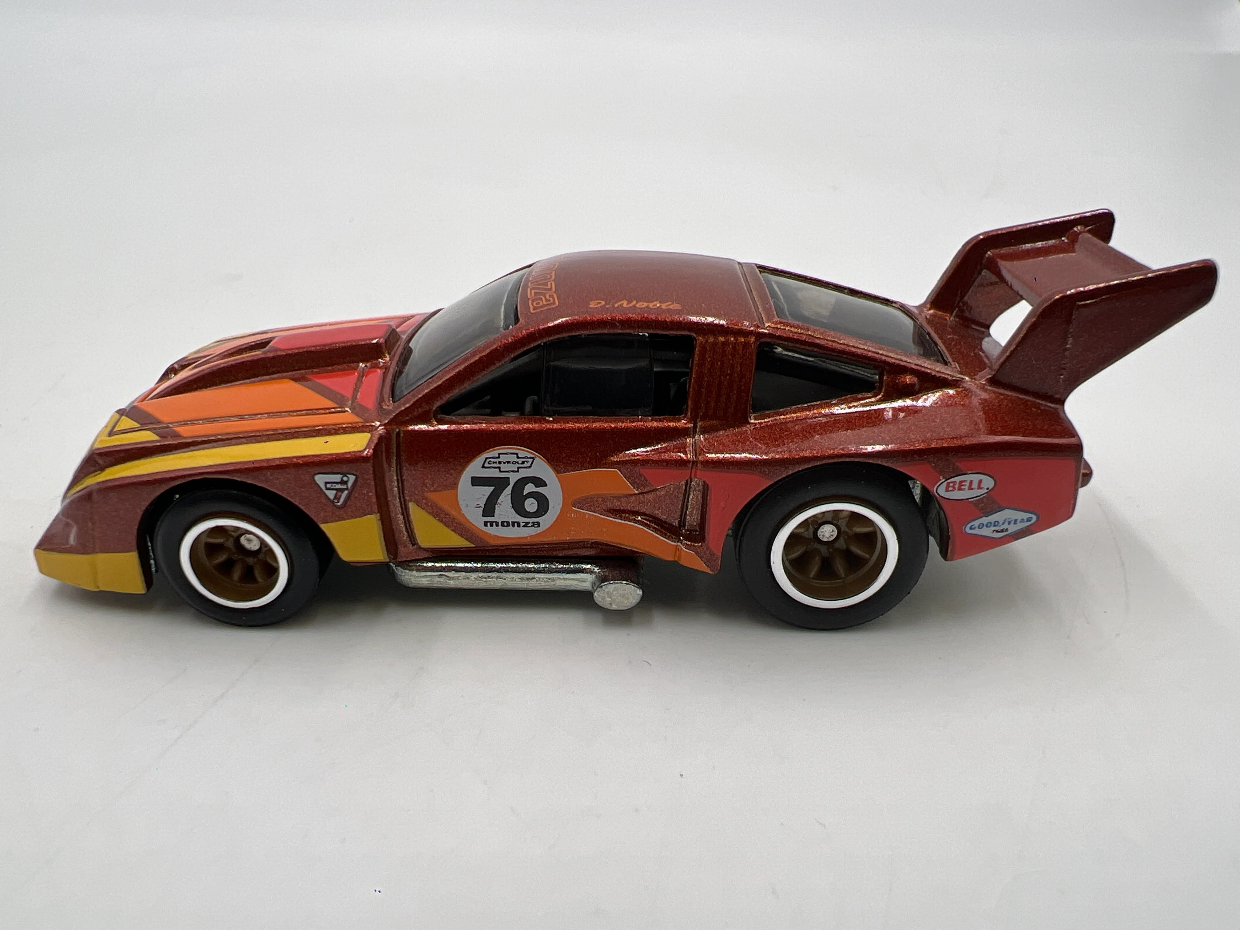 Hot Wheels Silhouettes Premium 76 Chevy Monza Brown Loose - Image 5
