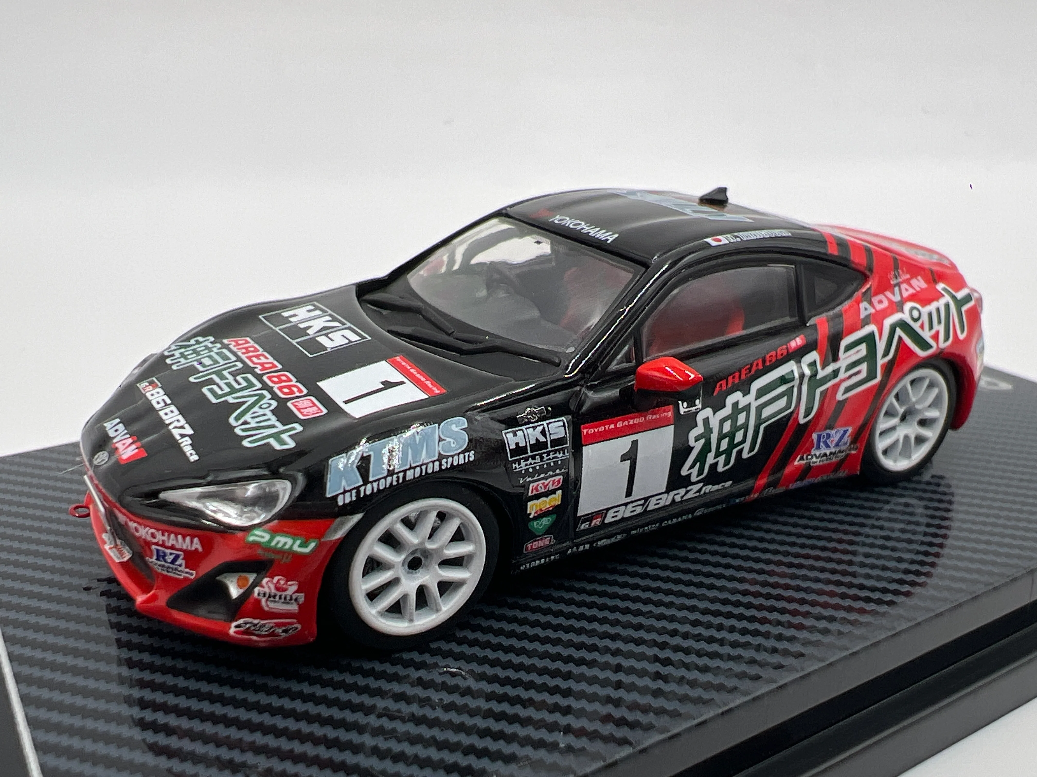 Inno64 1/64 Gazoo Racing Toyota 86 #1 BRZ Race 2016 Advan - Image 2