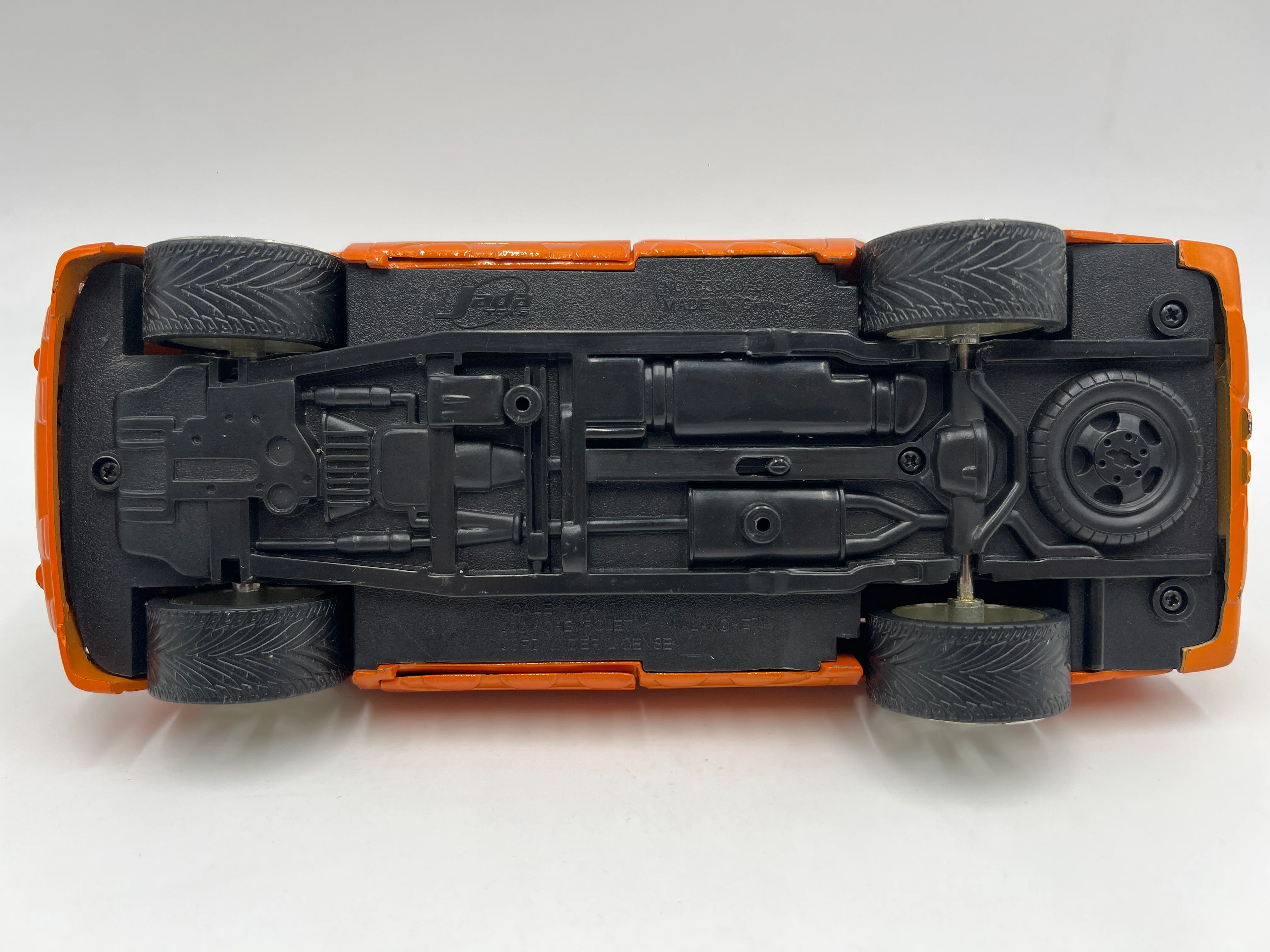 Jada 1/24 Scale Dub City 2001 Chevrolet Avalanche Orange Loose - Image 9