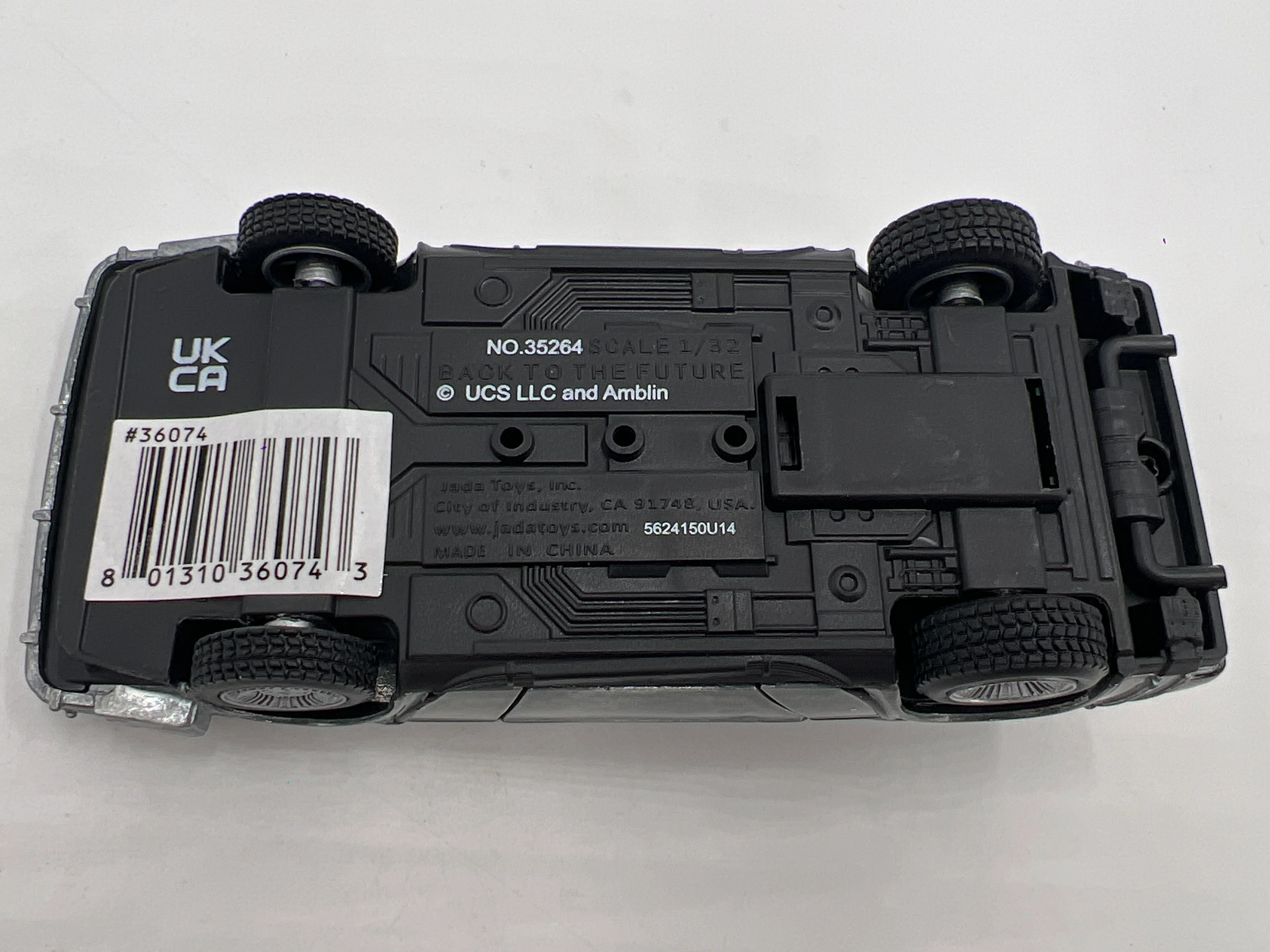 Jada 1/32 Scale Back To The Future Time Machine Outatime - Image 6