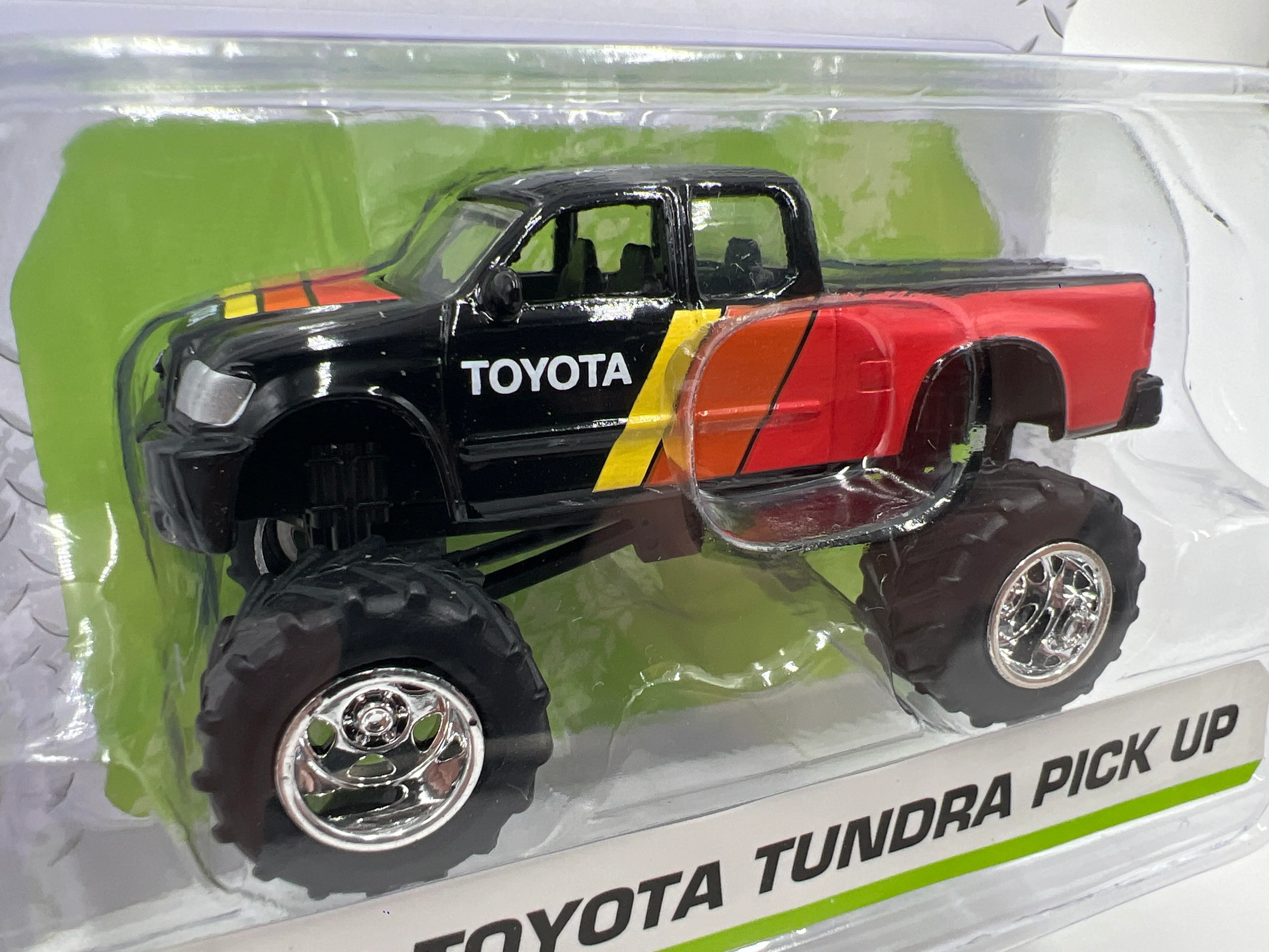 2025 Jada Just Trucks Wave 47 2006 Toyota Tundra Pick Up 182A - Image 2