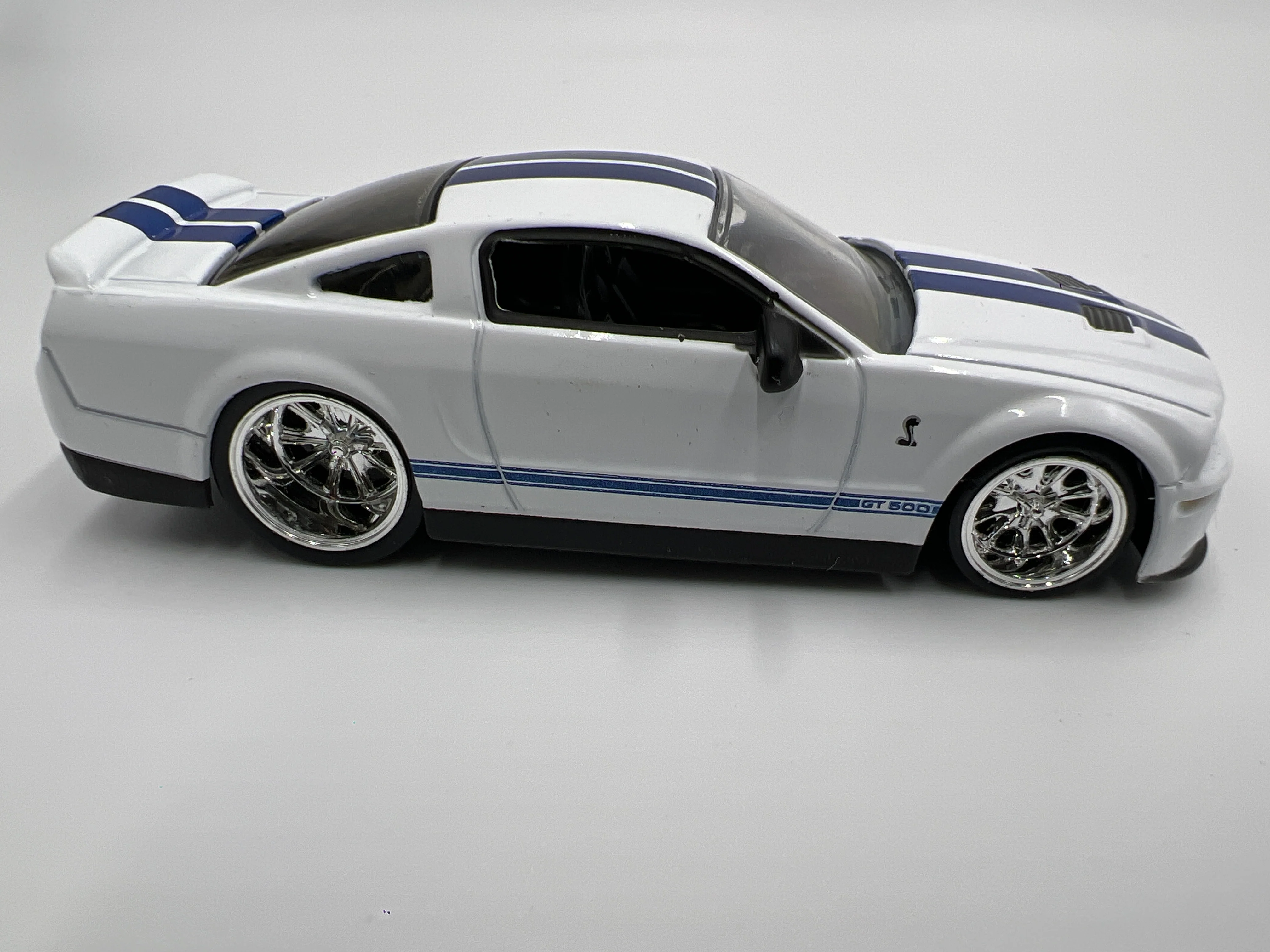 Jada Toys Big Time Muscle 2007 Shelby GT-500 White Loose VHTF Non Racing Decals - Image 4