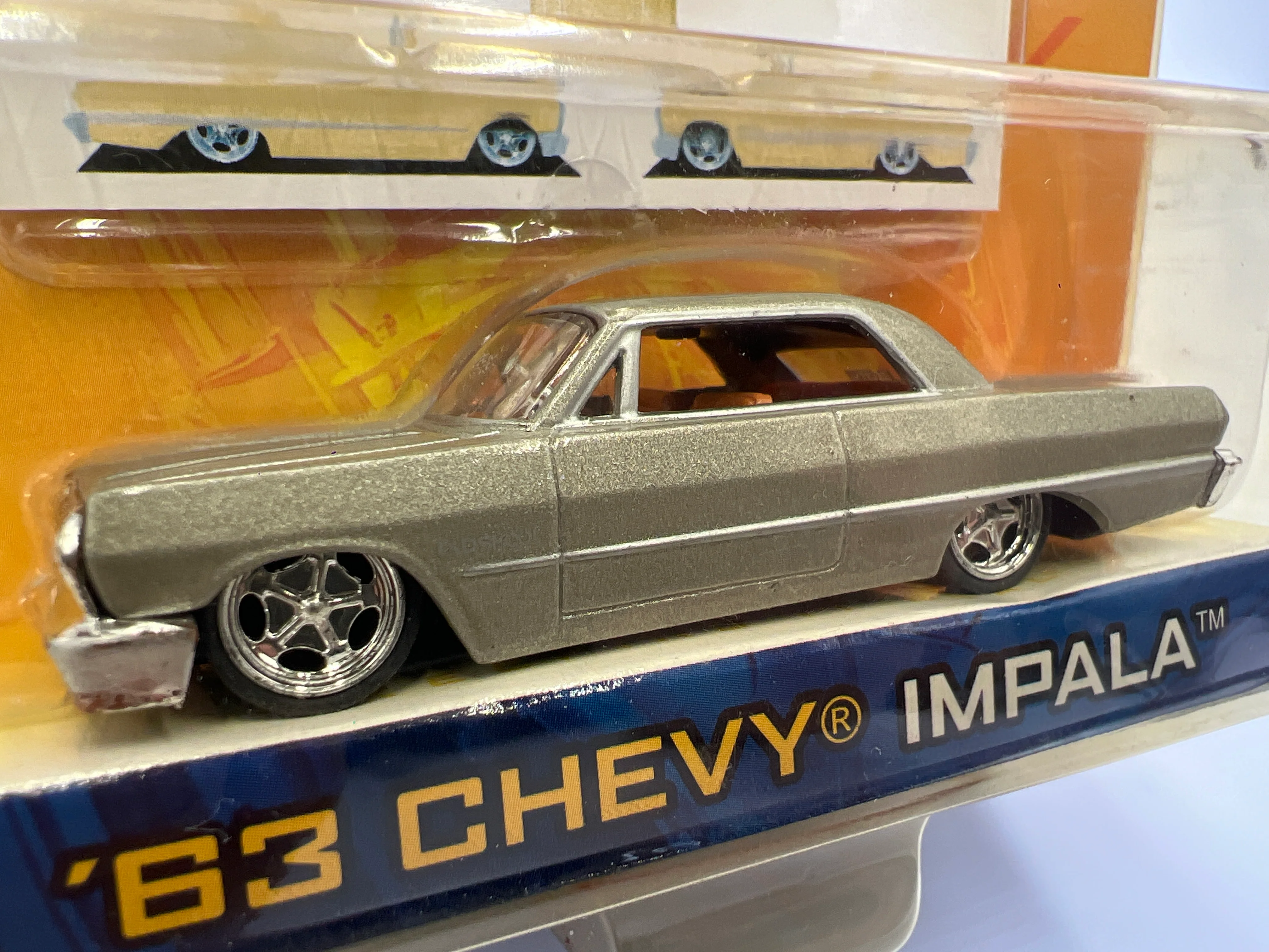Jada Toys Dub City #89 63 Chevy Impala Pewter SR - Image 3