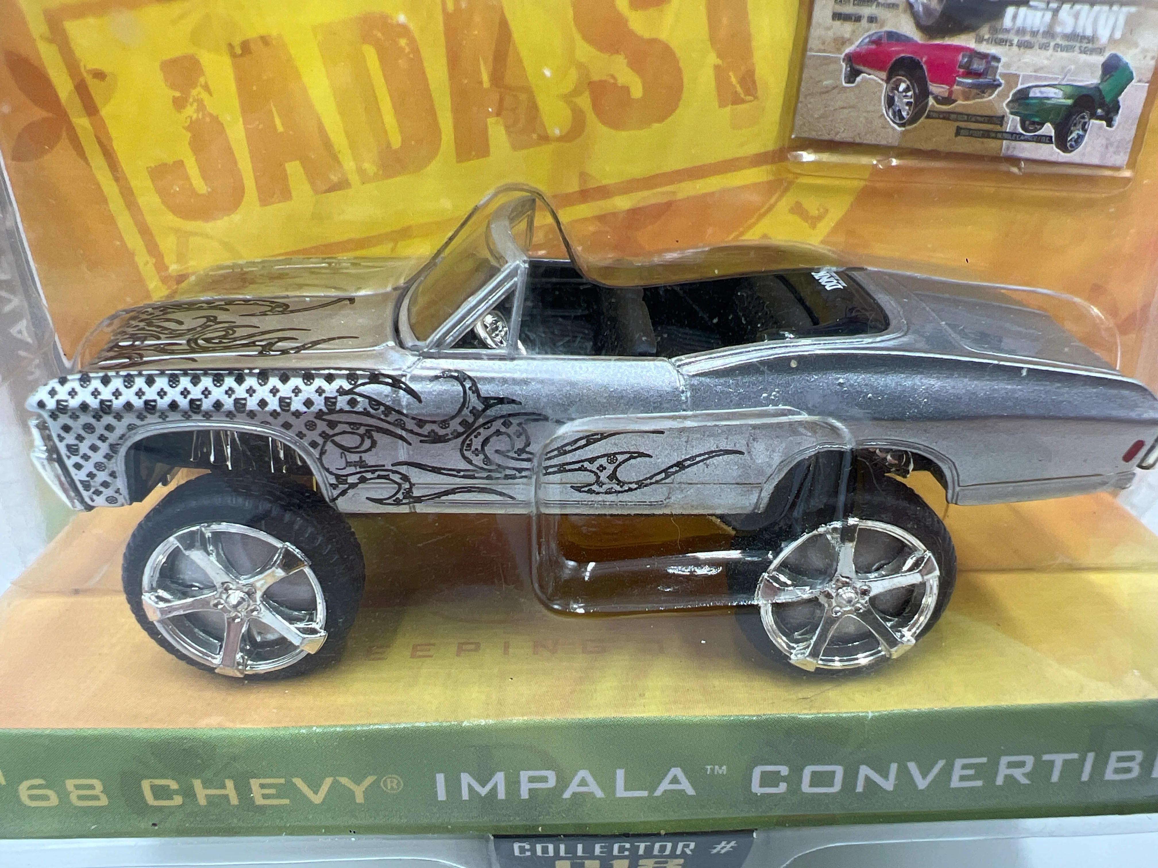 2006 Jada Toys Donk Box & Bubble Wave 2 #18 68 Chevy Impala Convertible Silver - Image 3