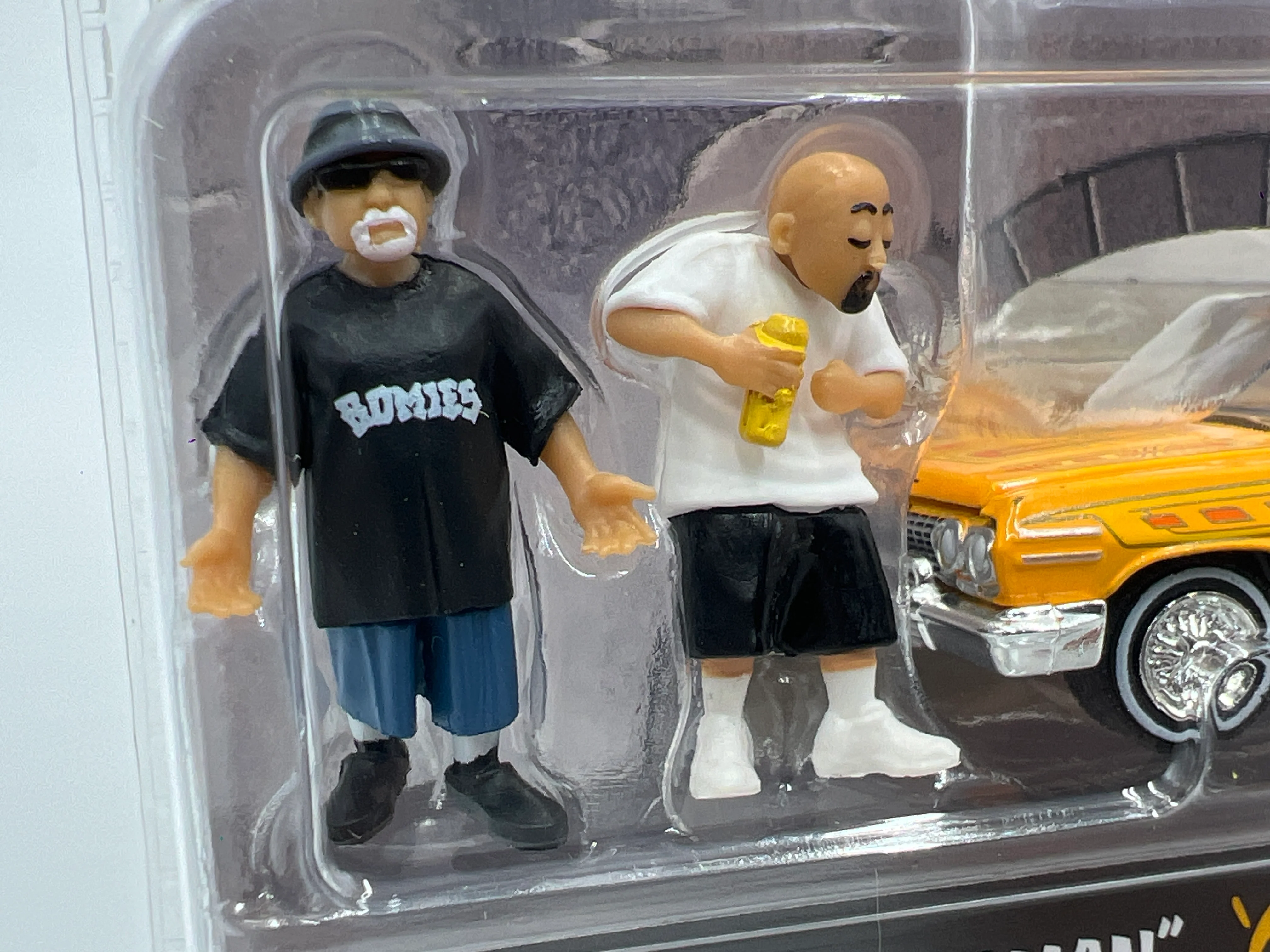 Greenlight x DGA Homie Rollerz 63 Chevy Impala Convertible & Big Los/Pistoman 222F - Image 3