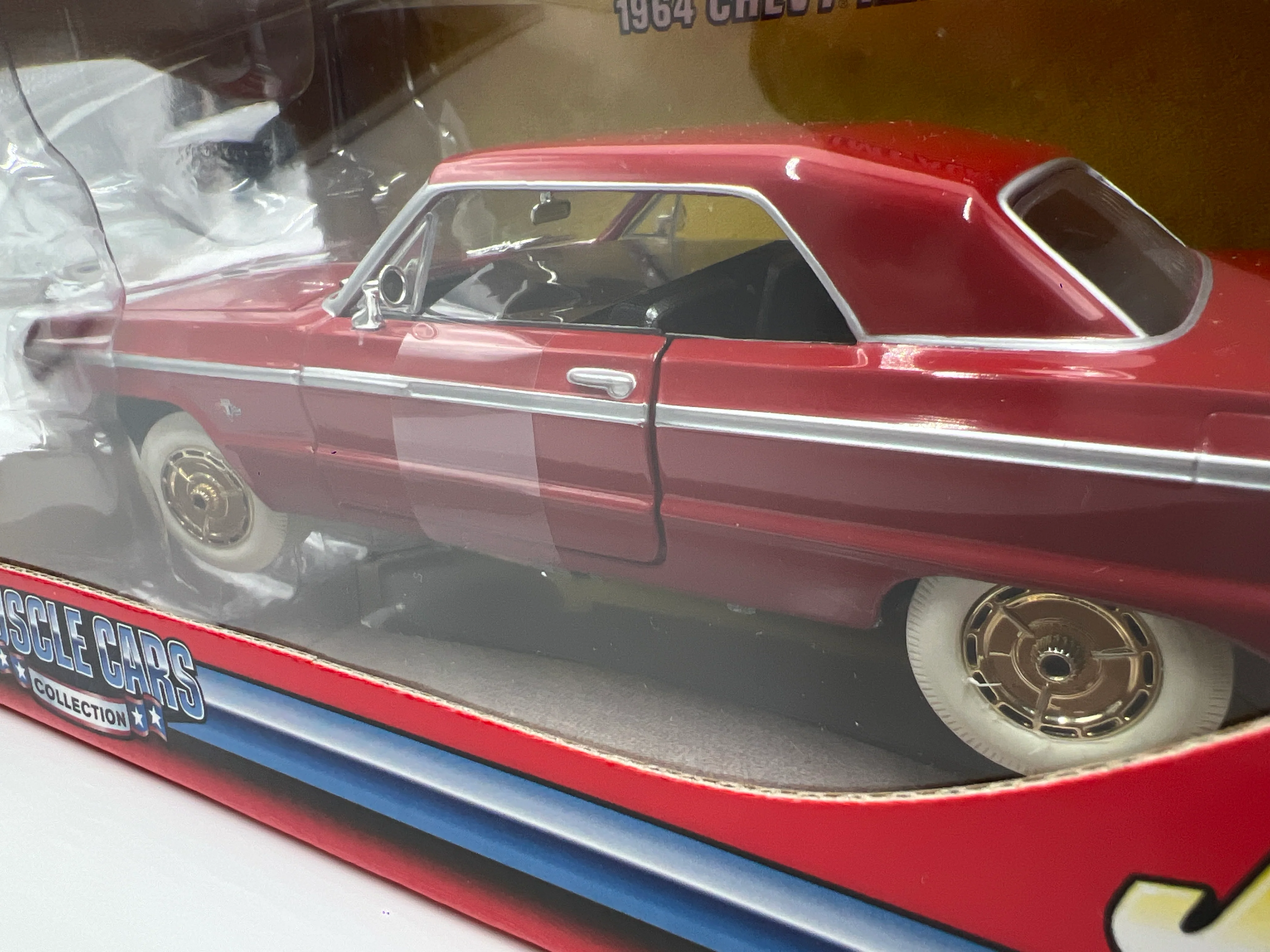 Johnny Lightning 1:24 Scale White Lightning Muscle Cars Chase 1964 Chevy Impala SS Red VHTF - Image 3