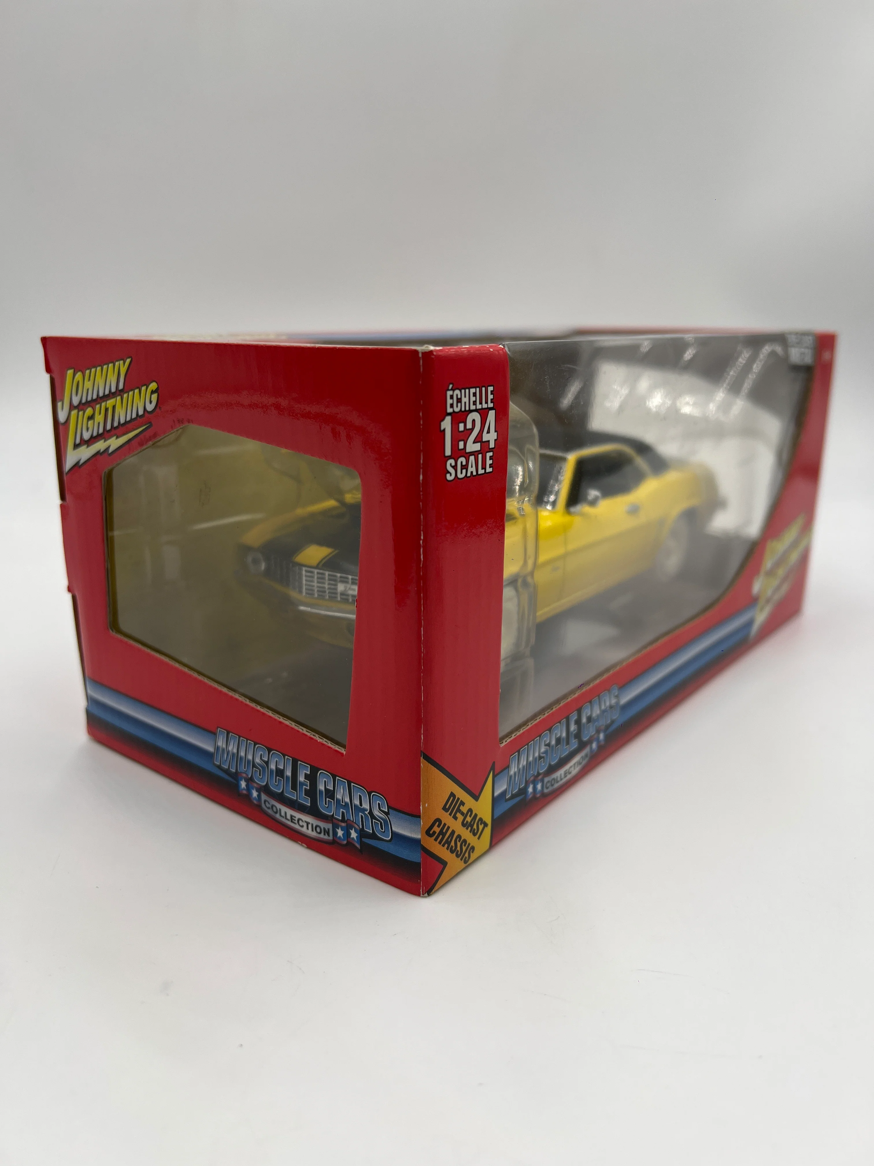 Johnny Lightning 1:24 Scale White Lightning Muscle Cars Chase 1969 Chevy Camaro Z28 Yellow VHTF - Image 5