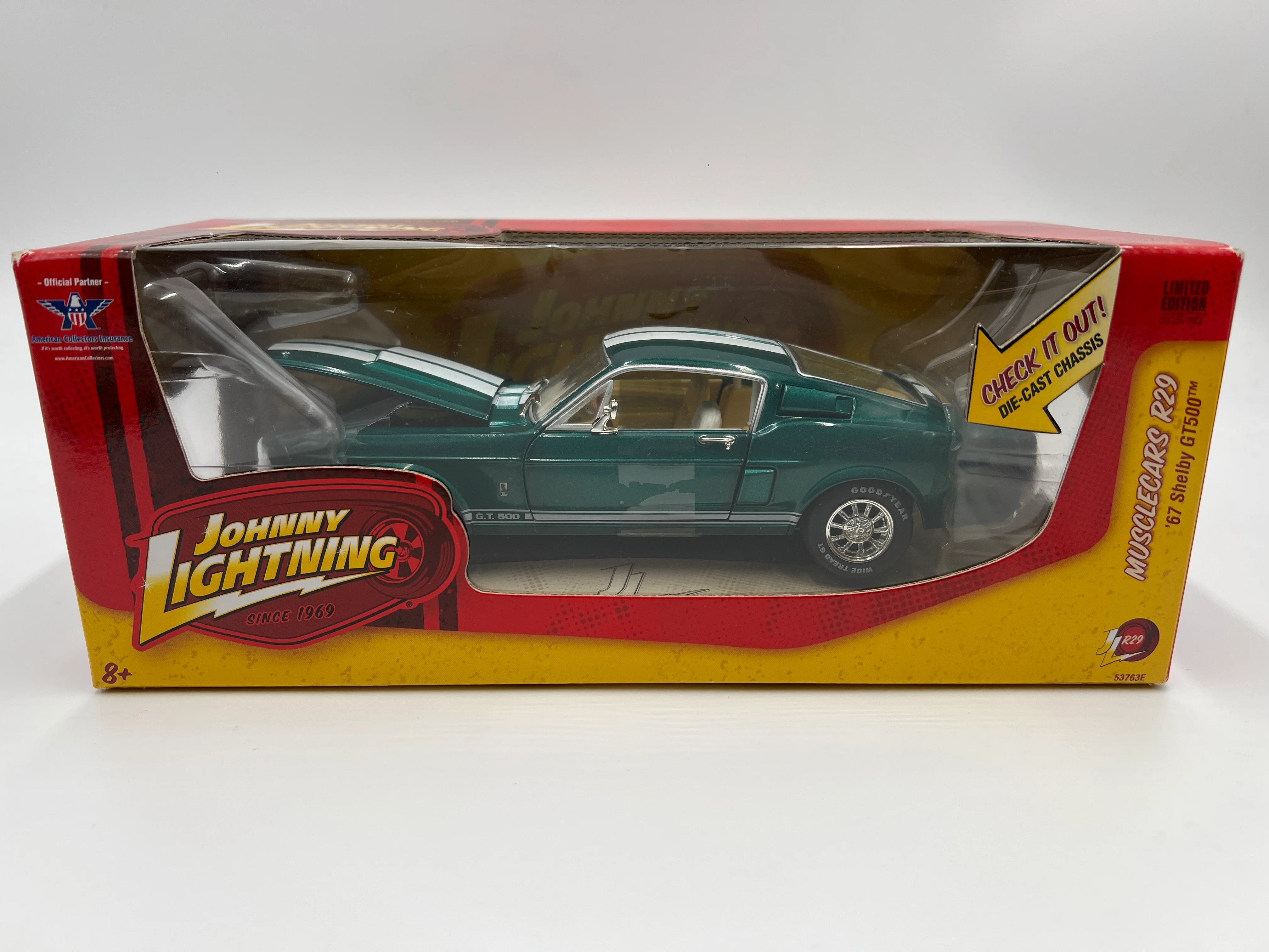 Johnny Lightning 1:24 Scale White Lightning Chase Muscle Cars R29 67 Shelby GT500 Green VHTF - Image 2