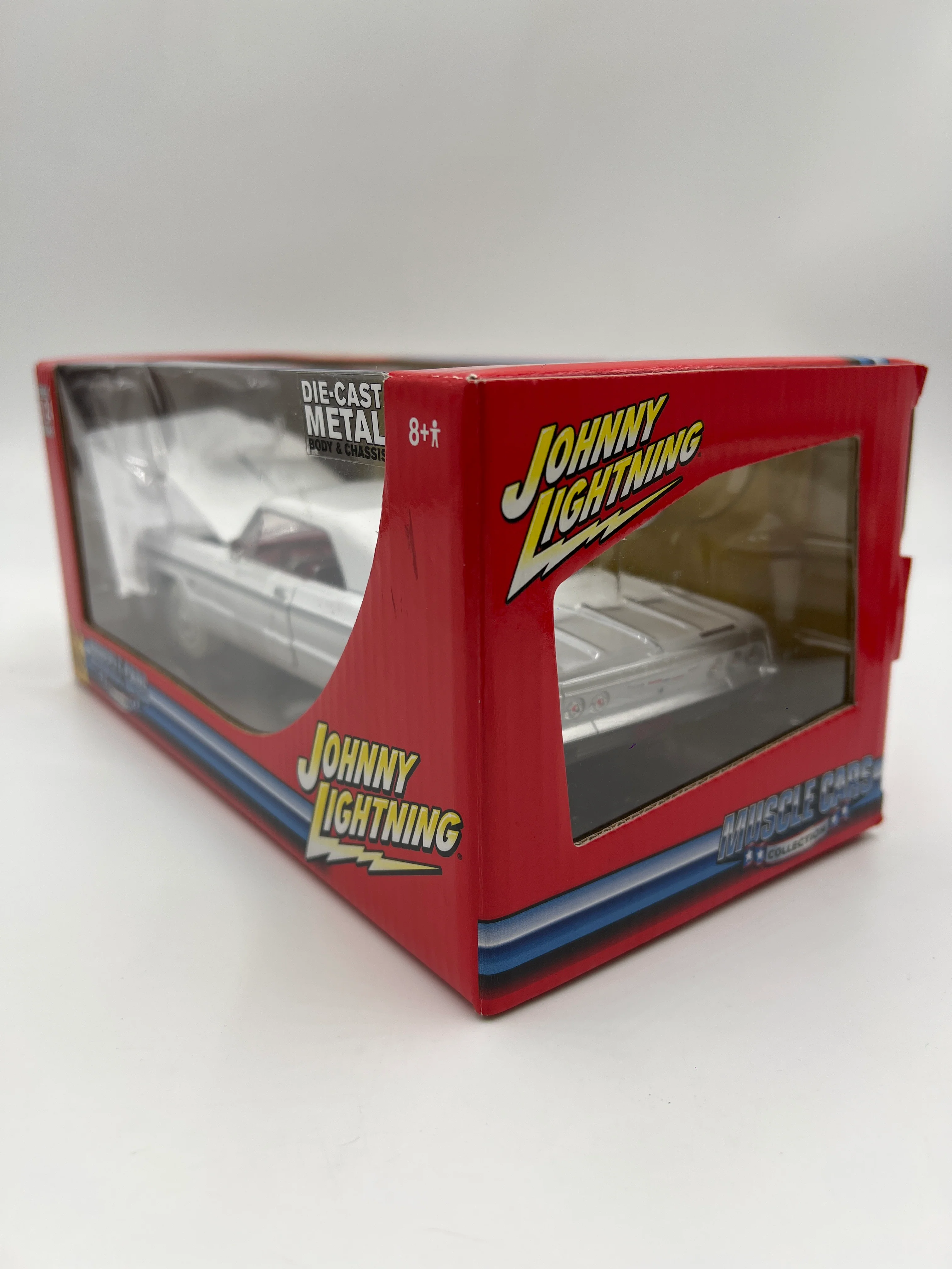 Johnny Lightning 1:24 Scale White Lightning Muscle Cars Chase 1964 Chevy Impala SS White VHTF - Image 6