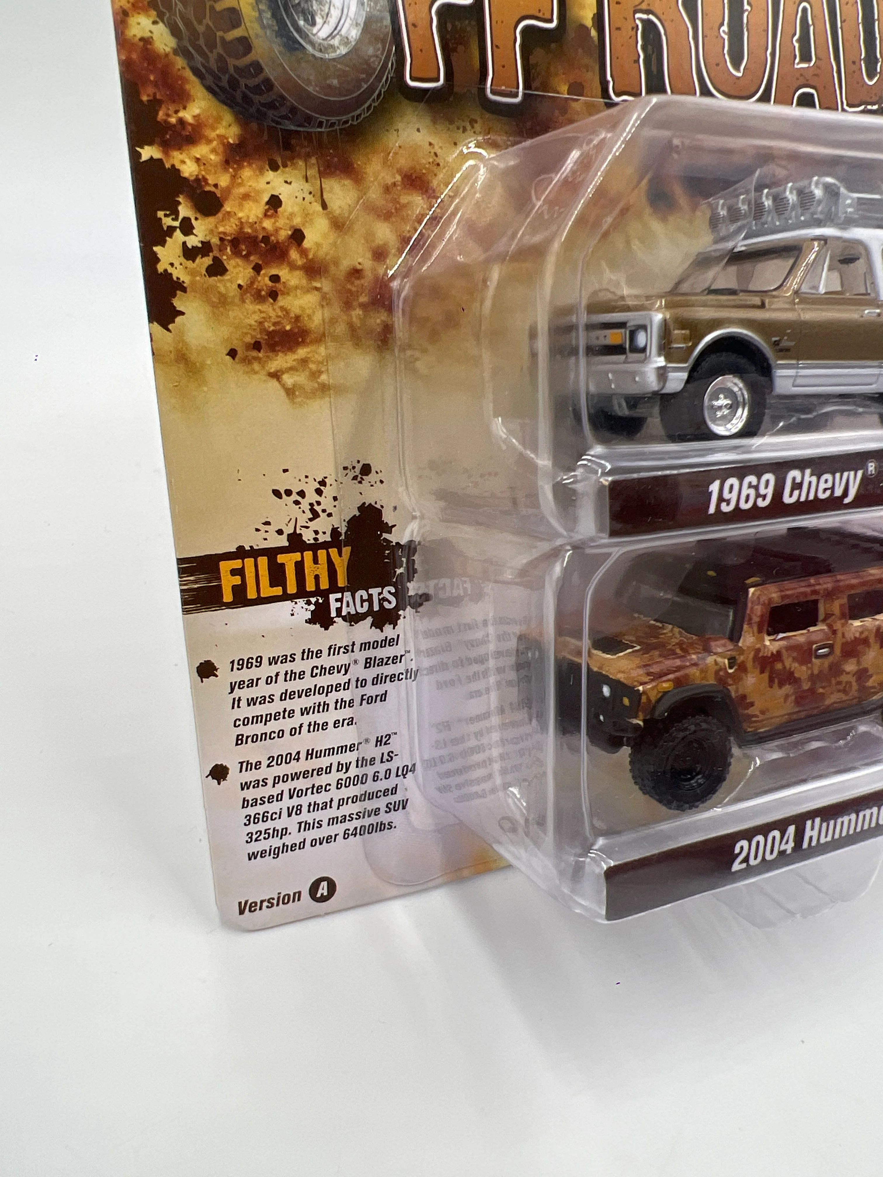 Johnny Lightning 2 Pack Off Road 1969 Chevy K10 Blazer & 2004 Hummer H2 227C - Image 4