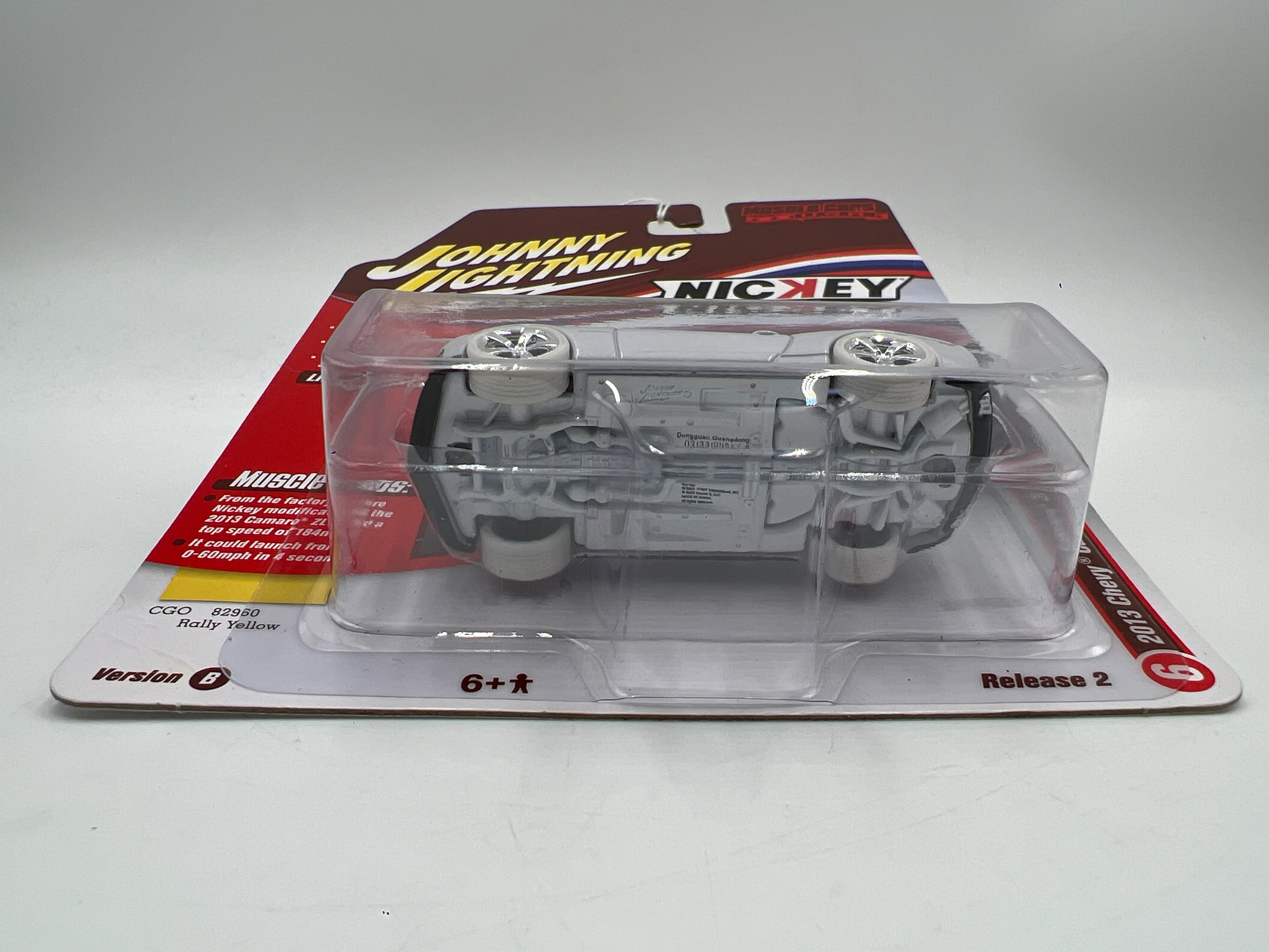 Johnny Lightning 2013 Chevy Camaro ZL1 Nickey White Lightning Chase - Image 7
