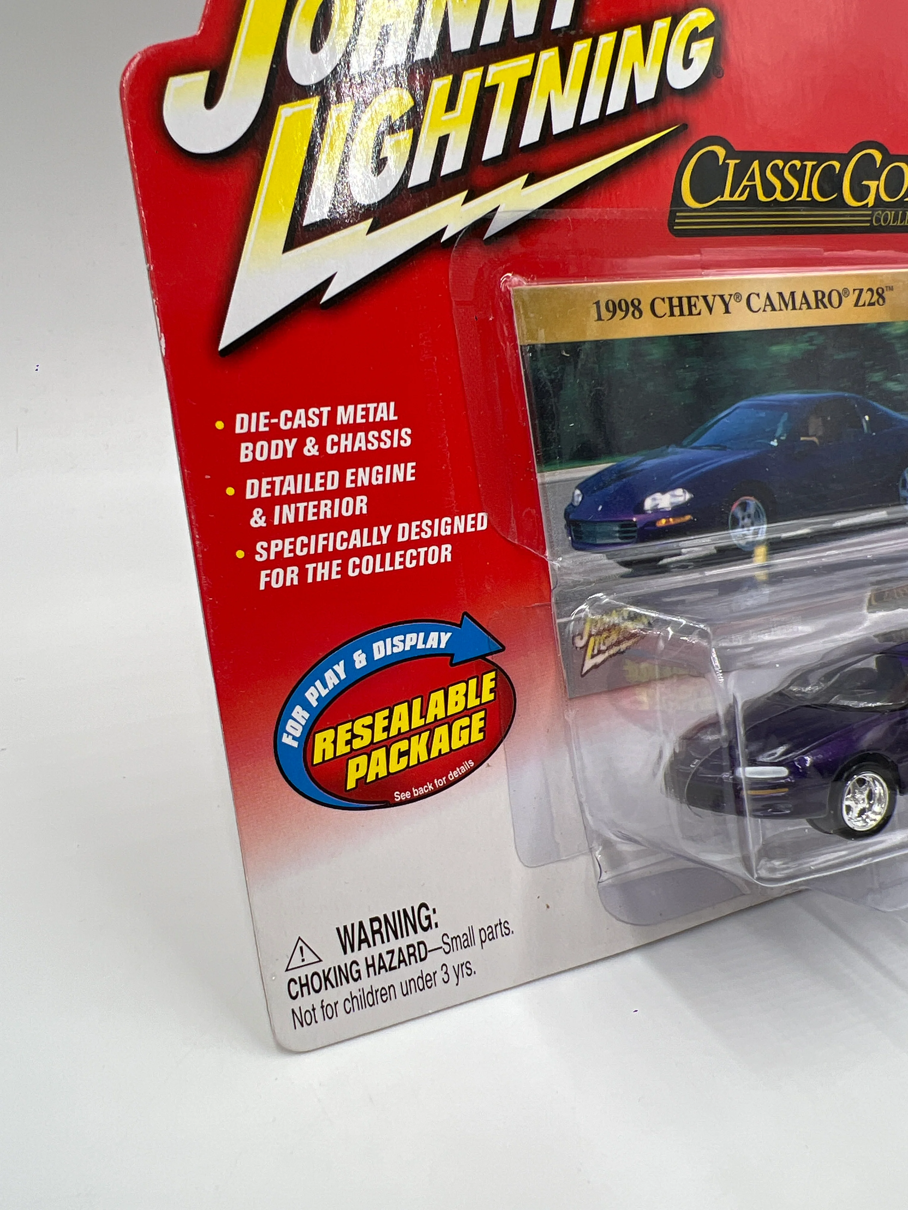 Johnny Lightning Classic Gold Collection 1998 Chevy Camaro Z28 Purple 219D - Image 4