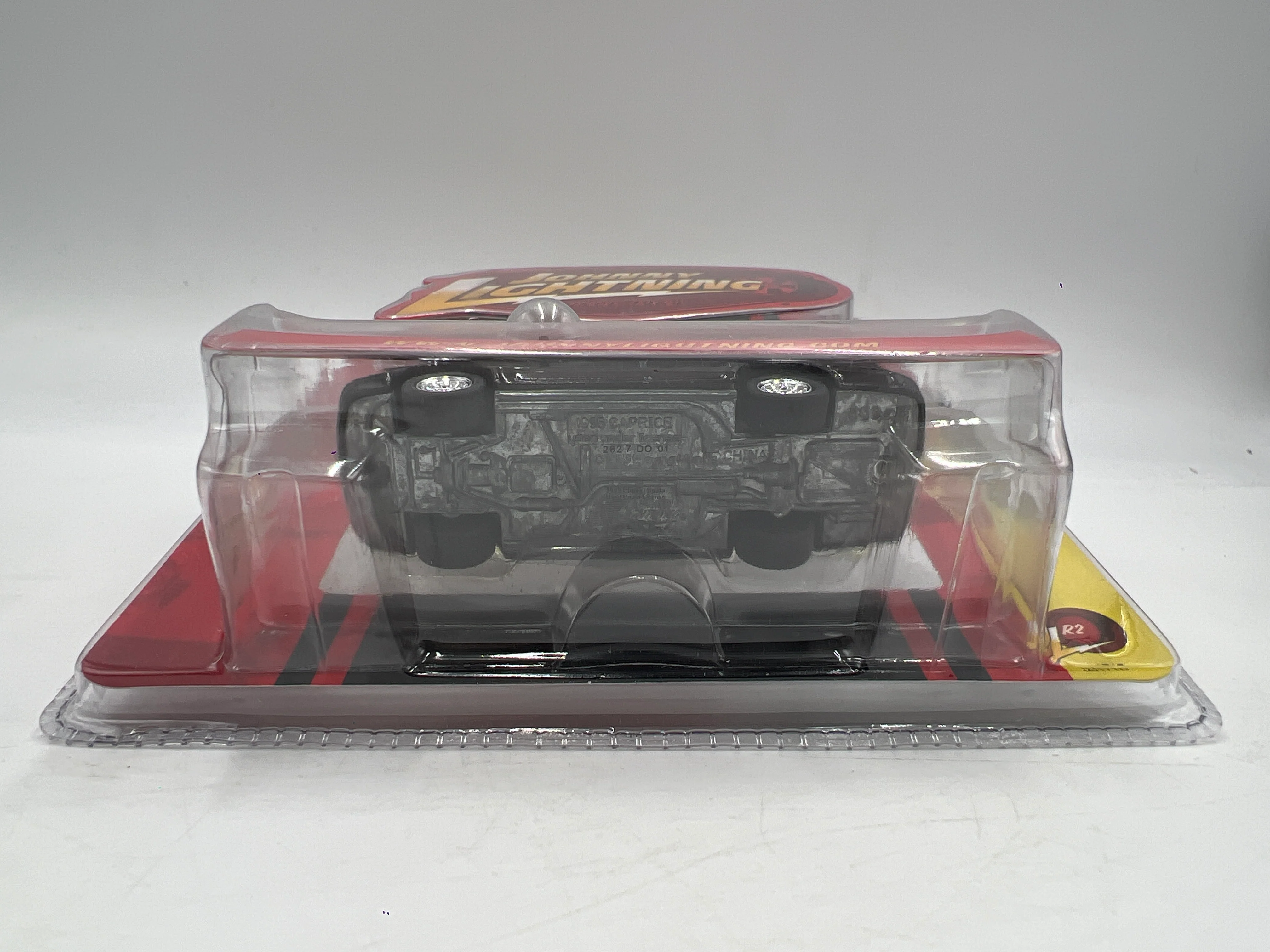 Johnny Lightning Modern Muscle R2 #3 1995 Chevy Impala SS Black - Image 5