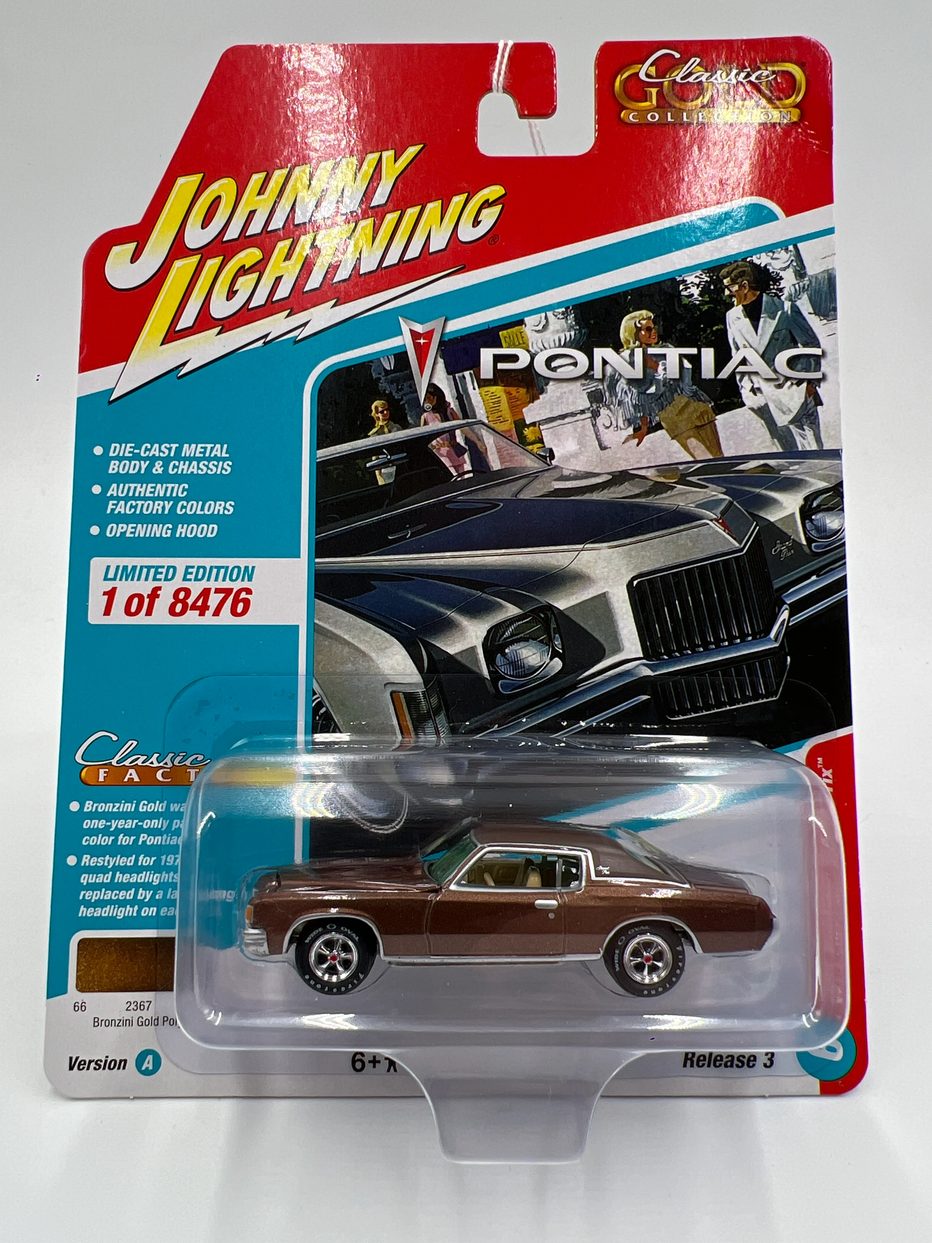 Johnny Lightning Classic Gold Release 3 Version A 1971 Pontiac Grand Prix Bronze Gold 230E - Image 2
