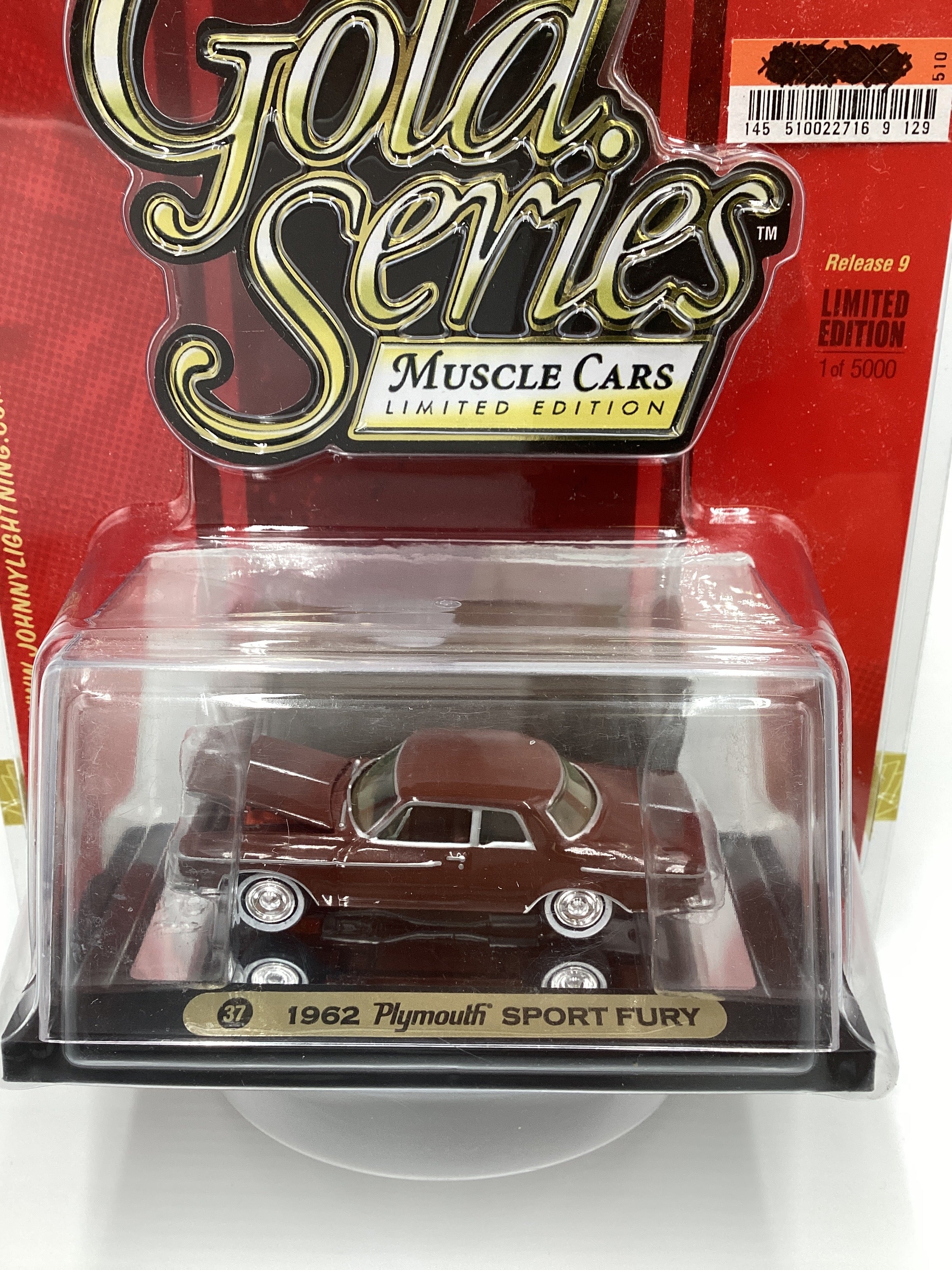 Johnny Lightning Gold Series Muscle Cars Release 9 #37 1962 Plymouth Sport Fury Brown 232H - Image 3