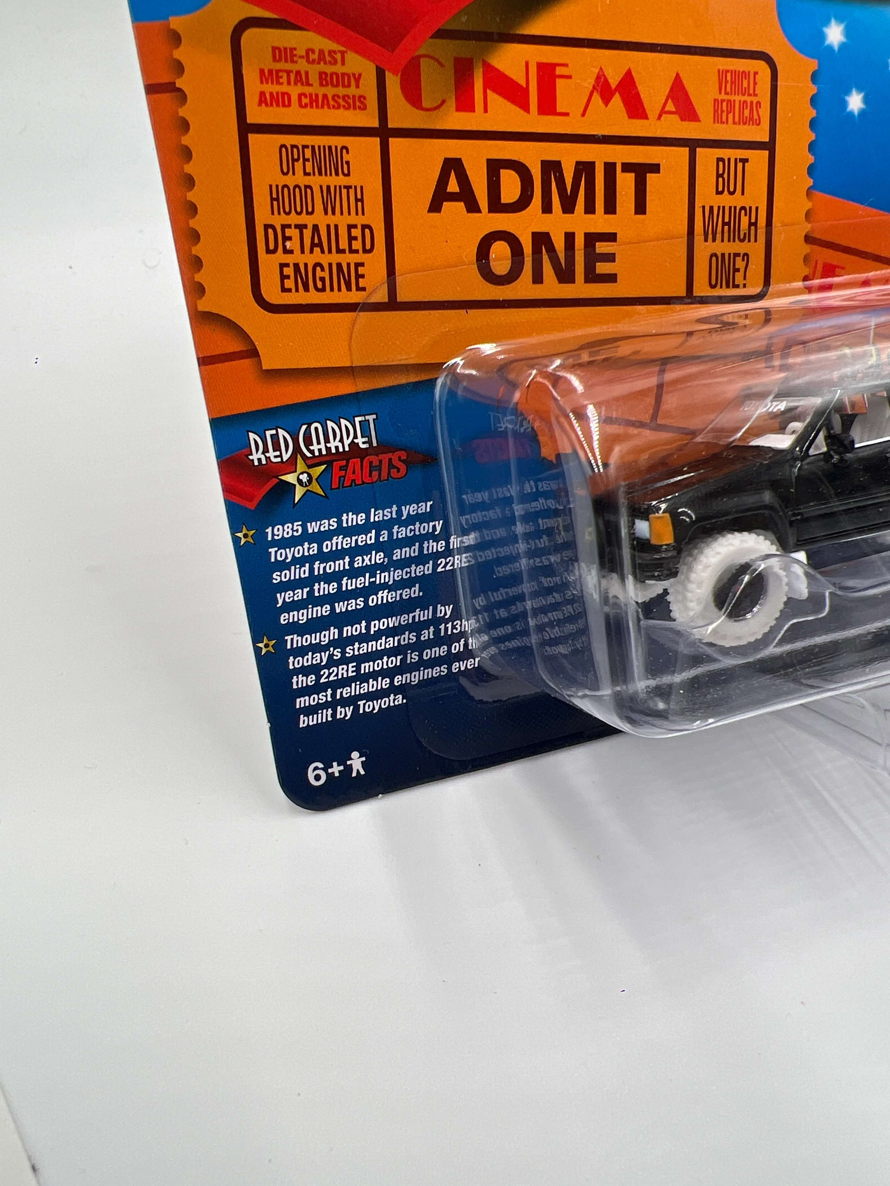 2024 Johnny Lightning Pop Culture Mystery Manitee 1985 Toyota SR5 Pickup White Lightning CHASE W/Protector - Image 5