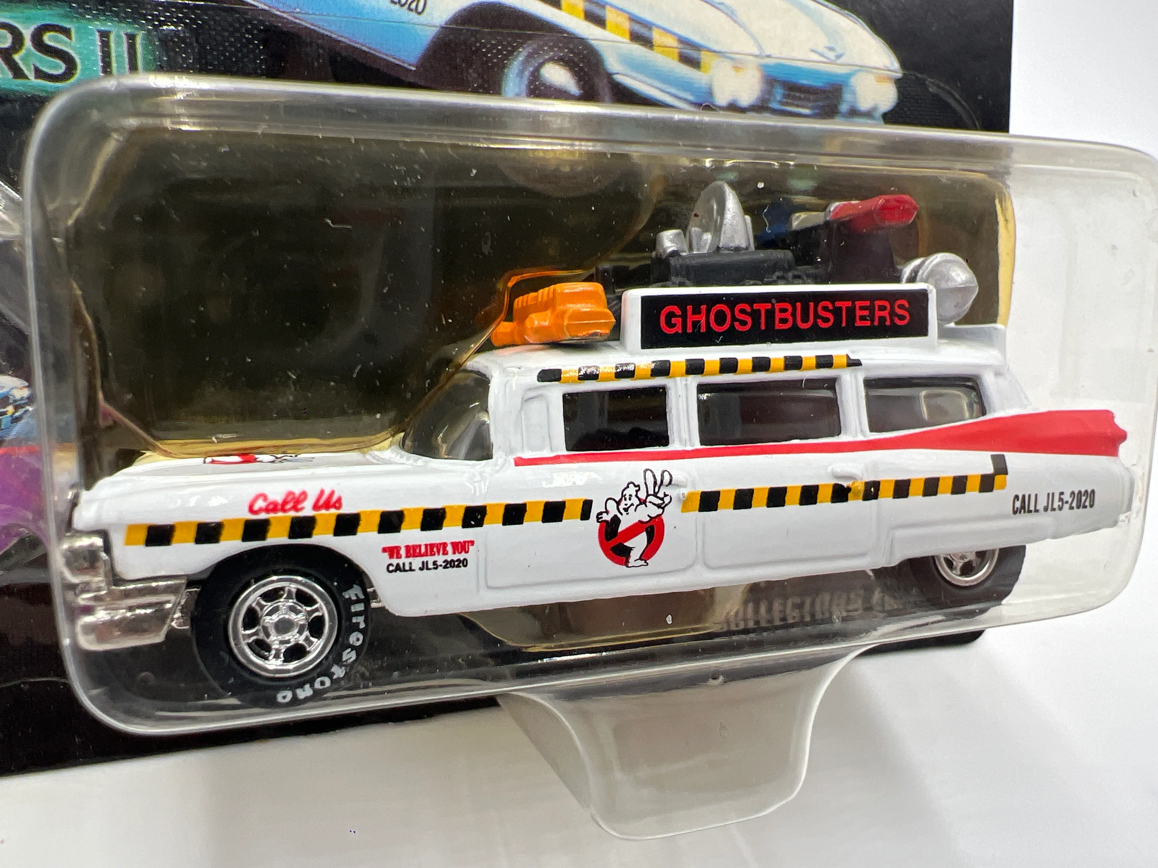 Johnny Lightning Frightning Lightnings Ghostbusters II Ecto 1A White 220A - Image 3