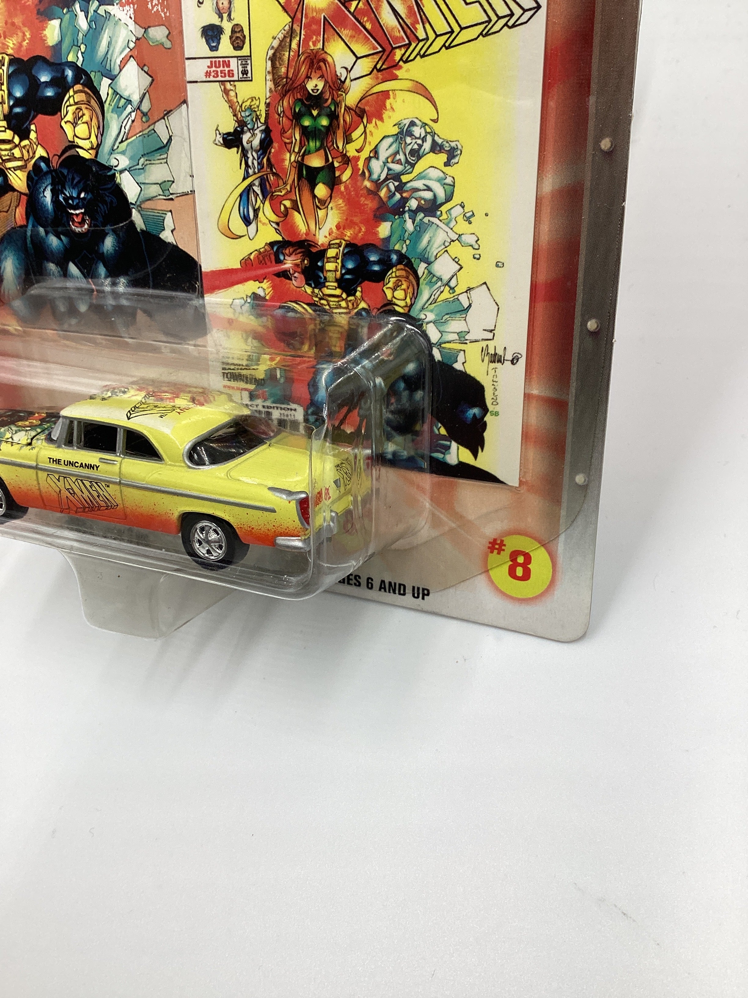 Johnny Lightning Marvel The Uncanny X-Men #8 55 Chrysler C-300 Yellow 219A - Image 4