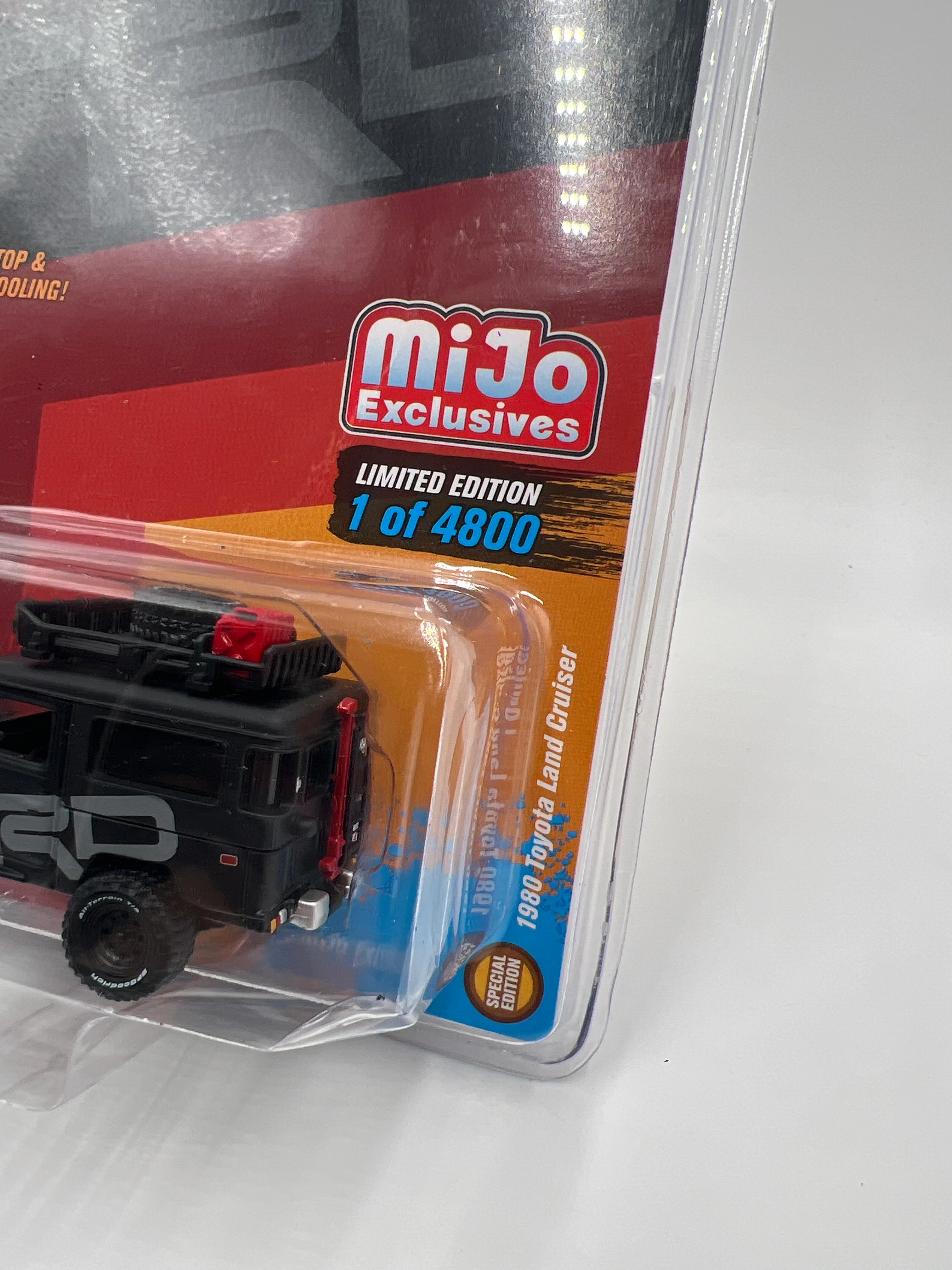 Johnny Lightning MiJo Exclusives 1/4800 Off Road TRD 1980 Toyota Land Cruiser Black - Image 3