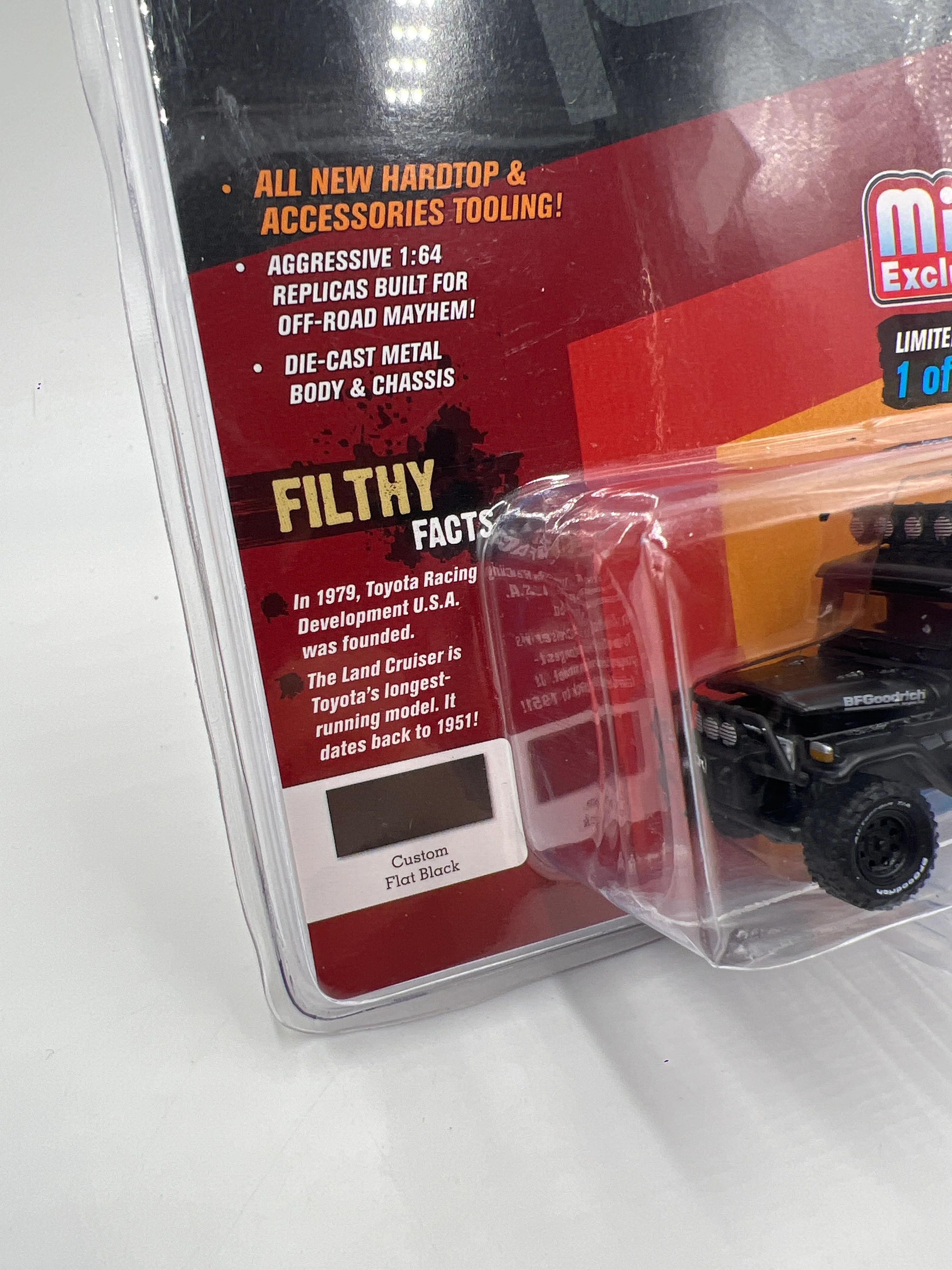 Johnny Lightning MiJo Exclusives 1/4800 Off Road TRD 1980 Toyota Land Cruiser Black - Image 4