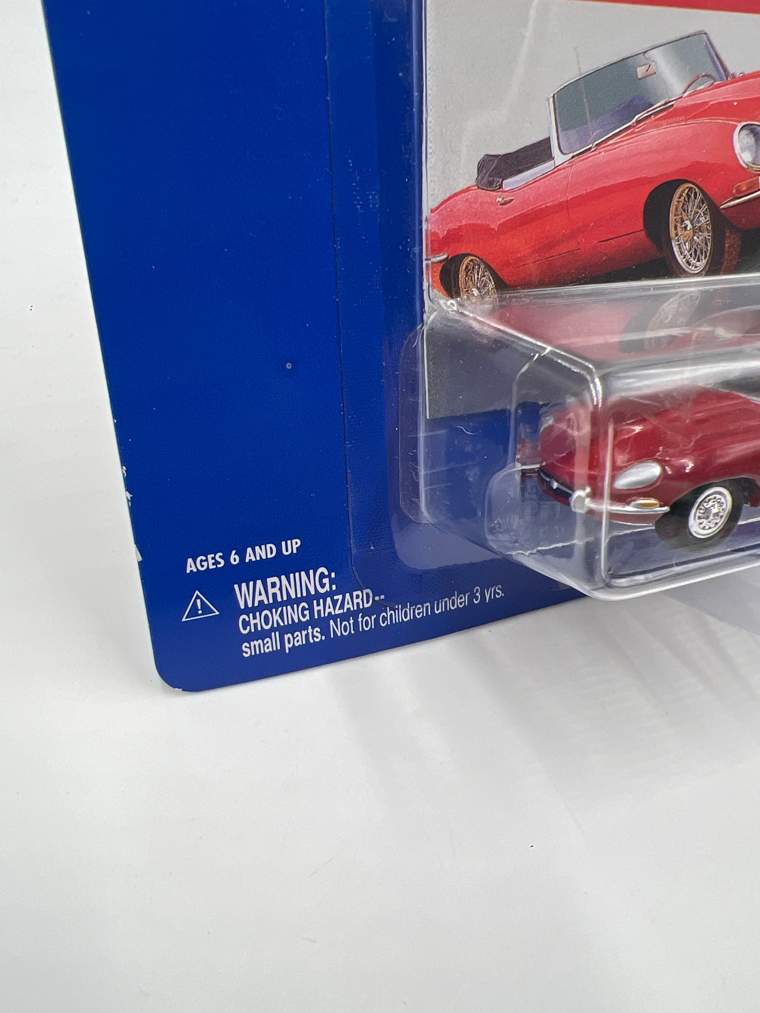 Johnny Lightning British Invasion 1962 Jaguar E-Type Roadster Red 218G - Image 5
