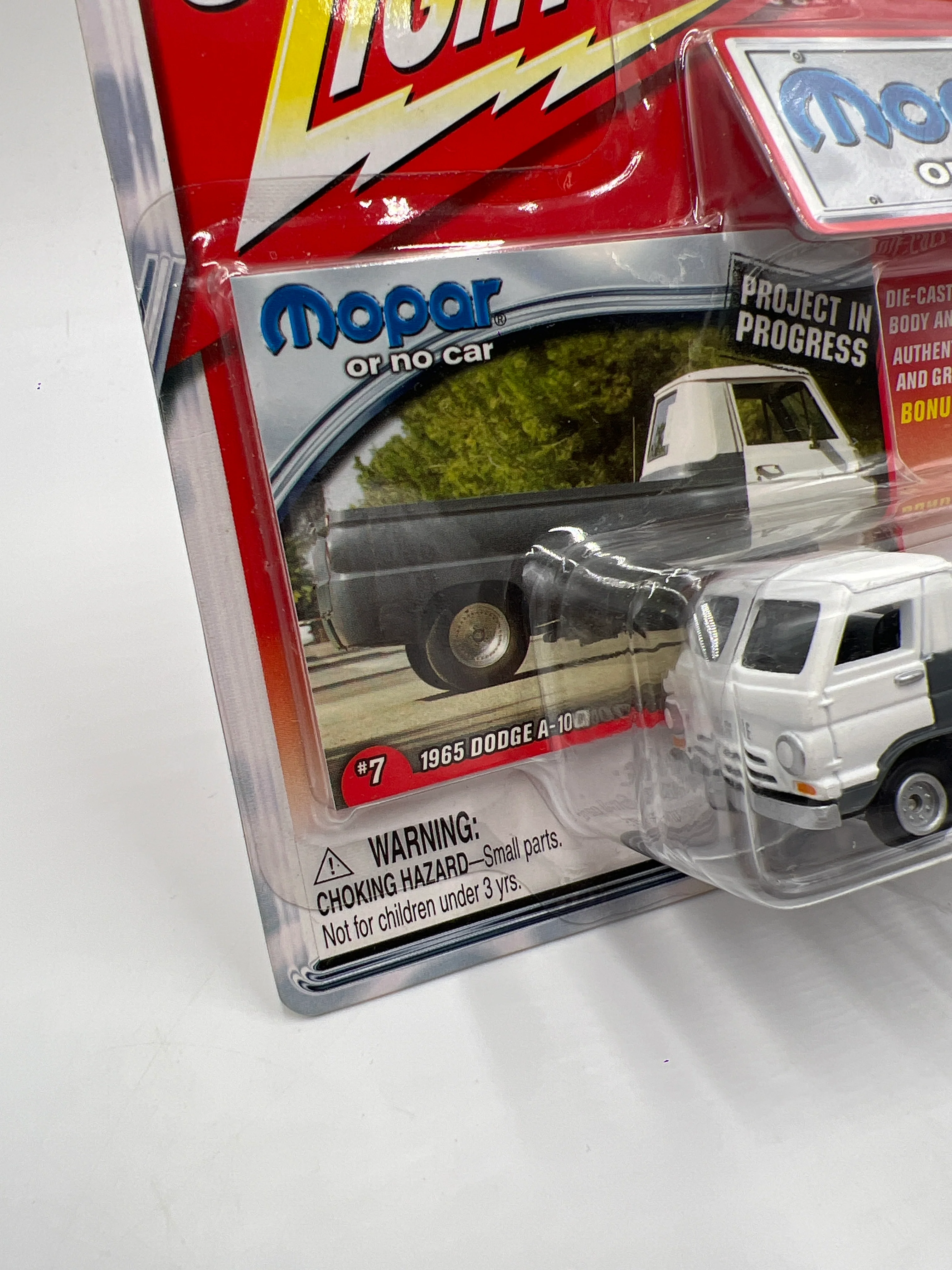 Johnny Lightning Mopar Or No Car #7 1965 Dodge A-100 A100 221C - Image 4