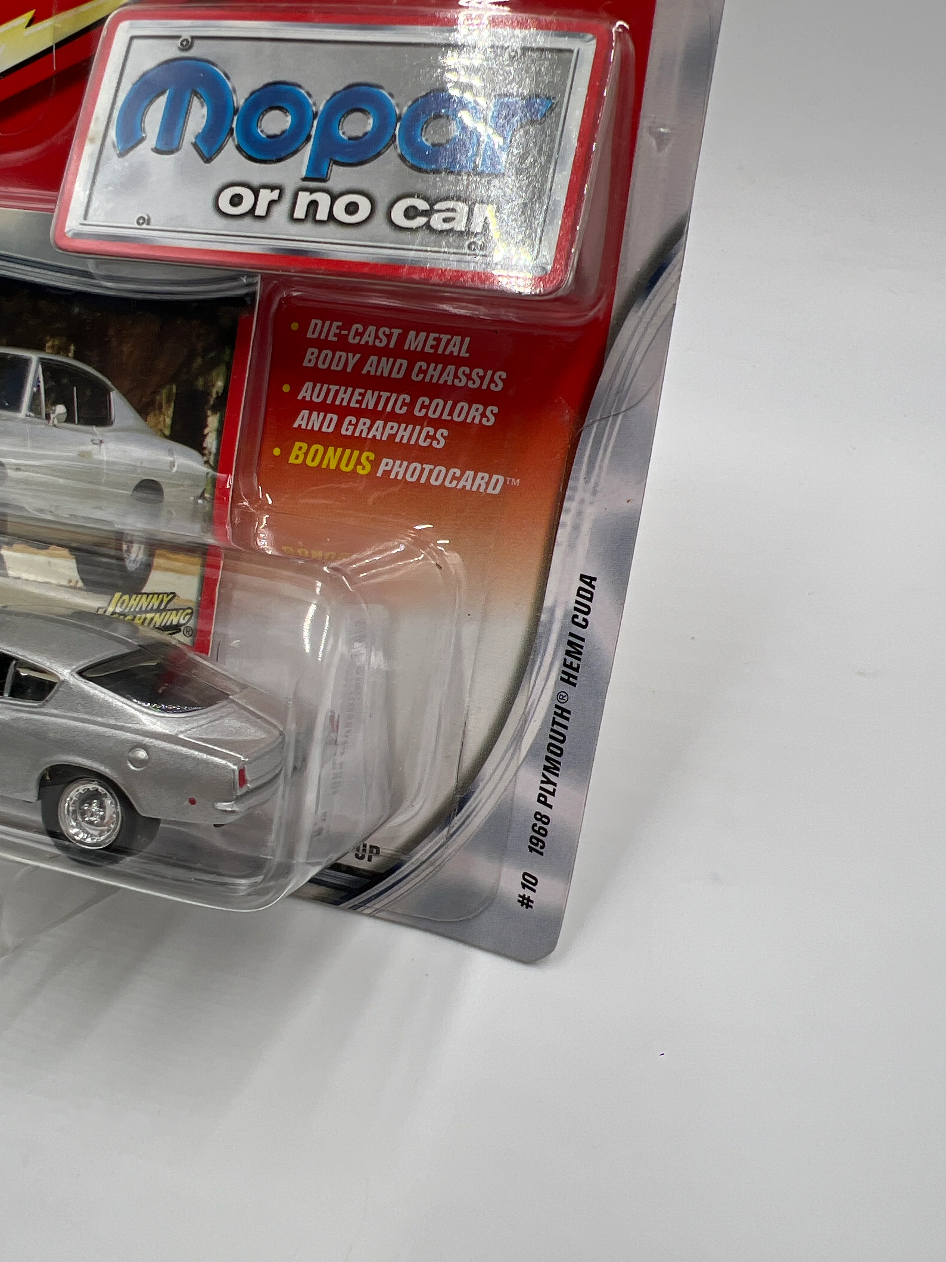 Johnny Lightning Mopar Or No Car #10 1968 Plymouth Hemi Cuda Silver 221G - Image 3