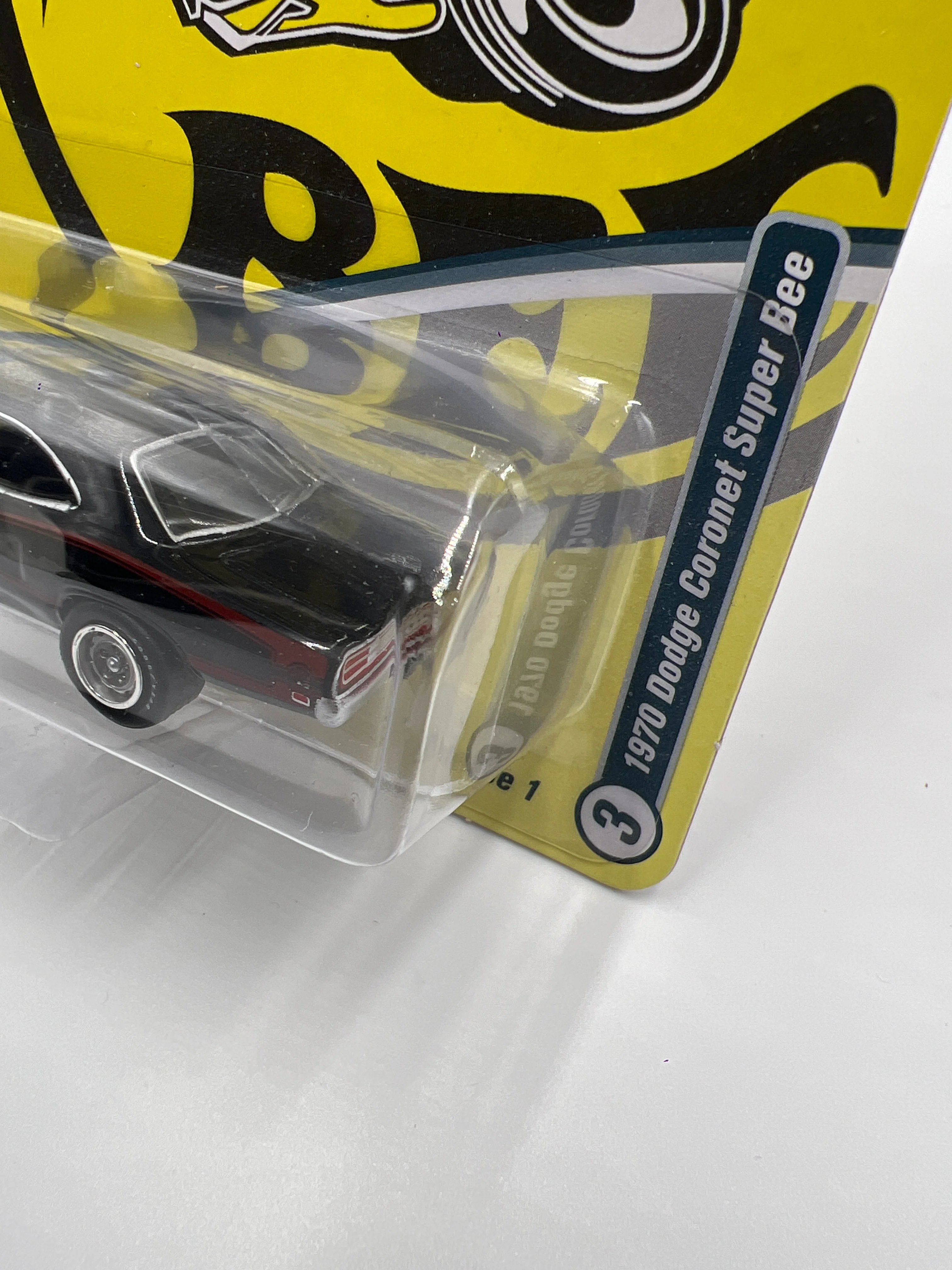 Johnny Lightning Muscle Cars U.S.A Release 1 Version A 1970 Dodge Coronet Super Bee Black 229F - Image 4