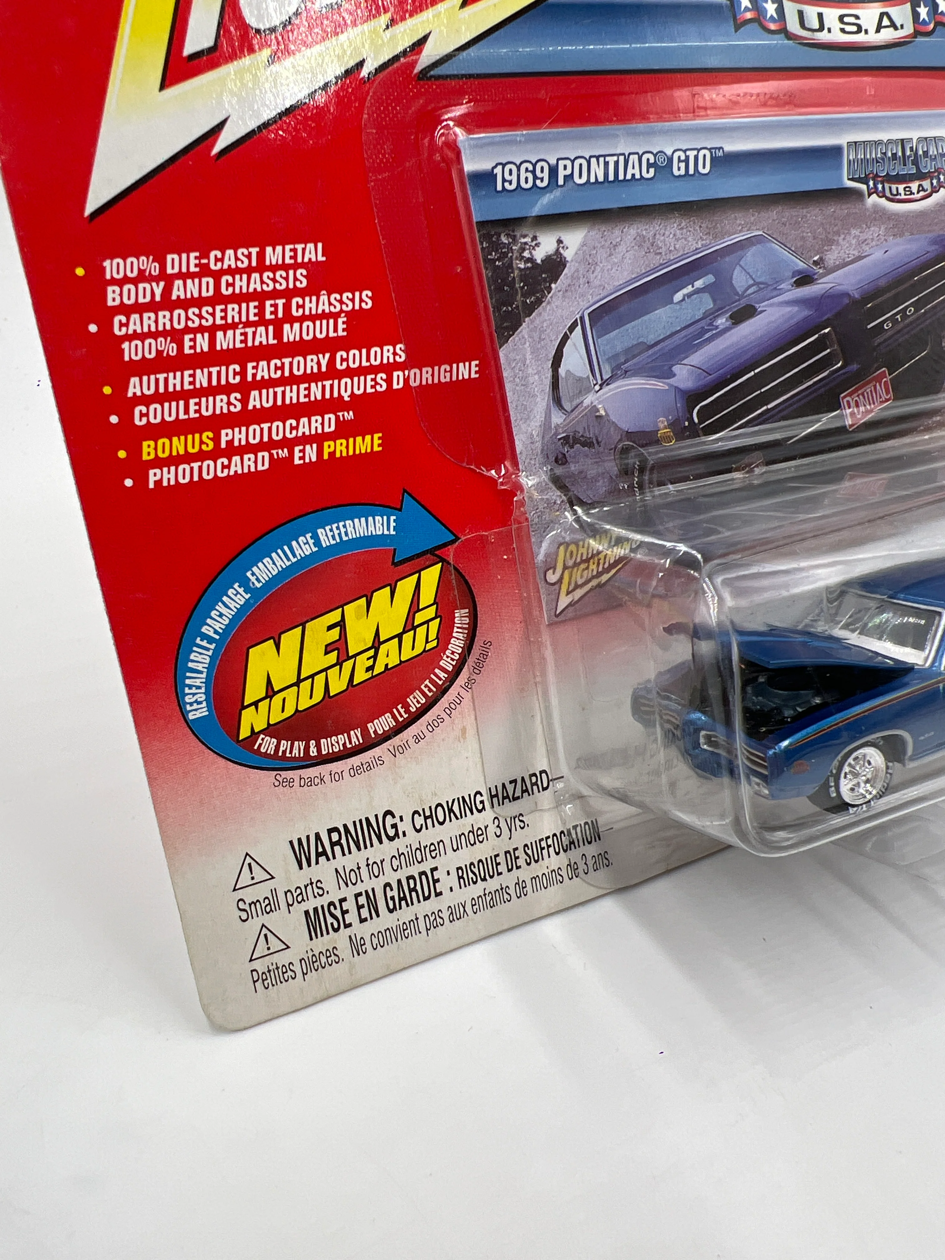 Johnny Lightning Muscle Cars USA #19 1969 Pontiac GTO Blue 221D - Image 4